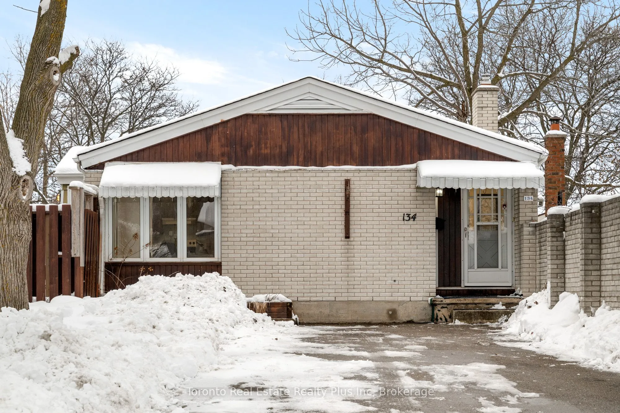 134 Pepperwood Crescent