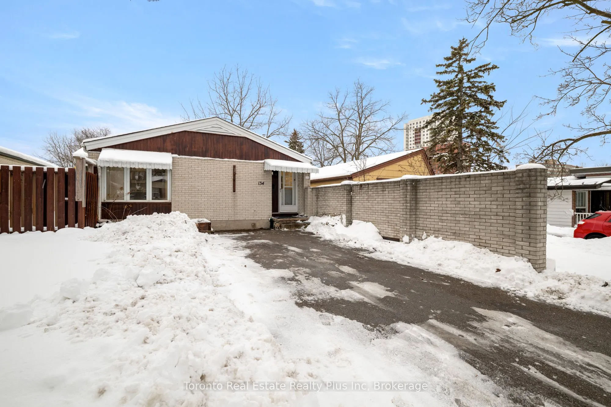 134 Pepperwood Crescent