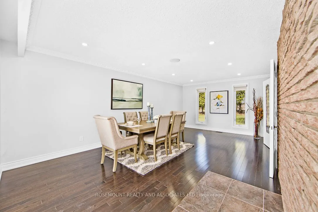 36 Sugar Bush Road