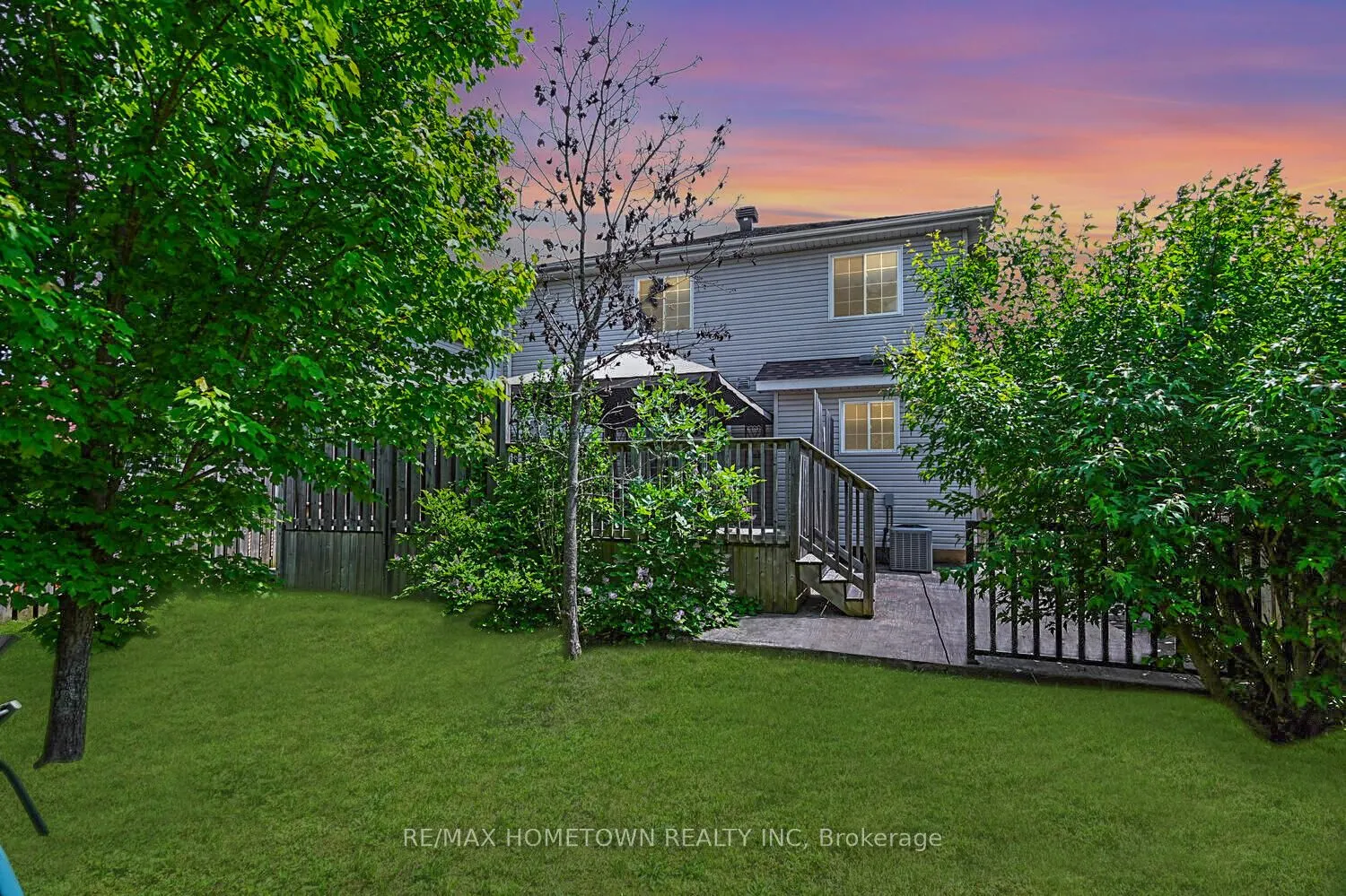 16 REGENCY Place