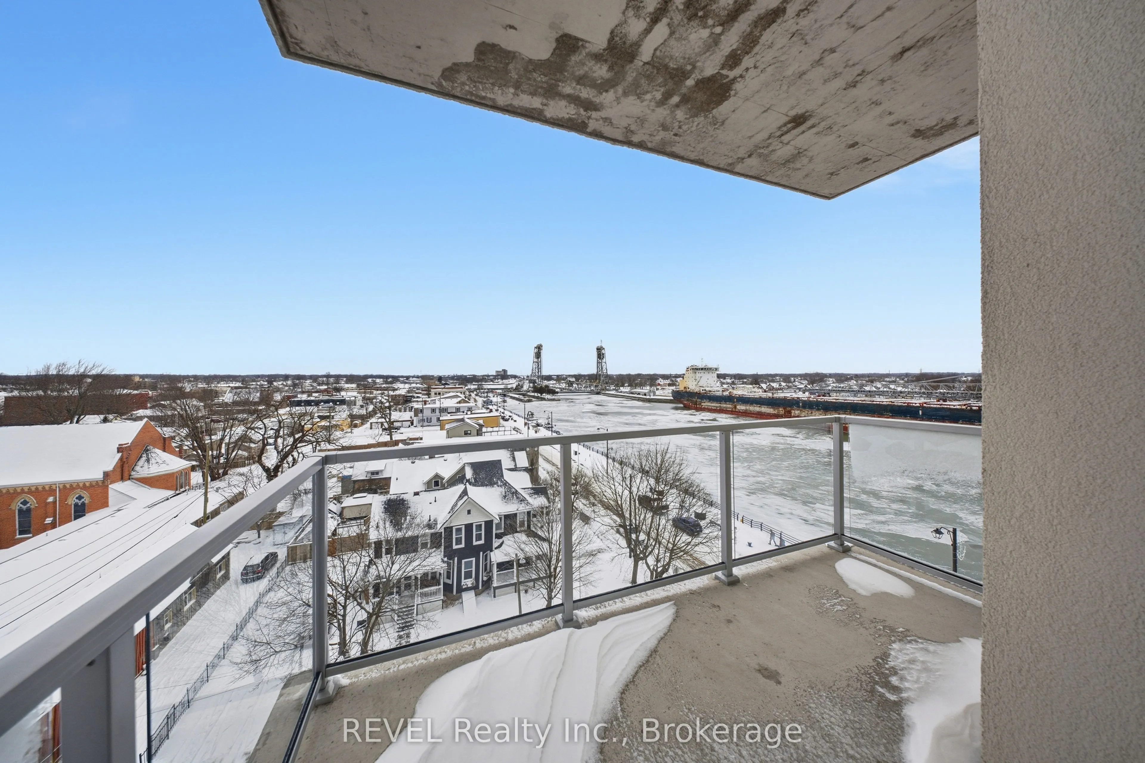 118 West Street #605