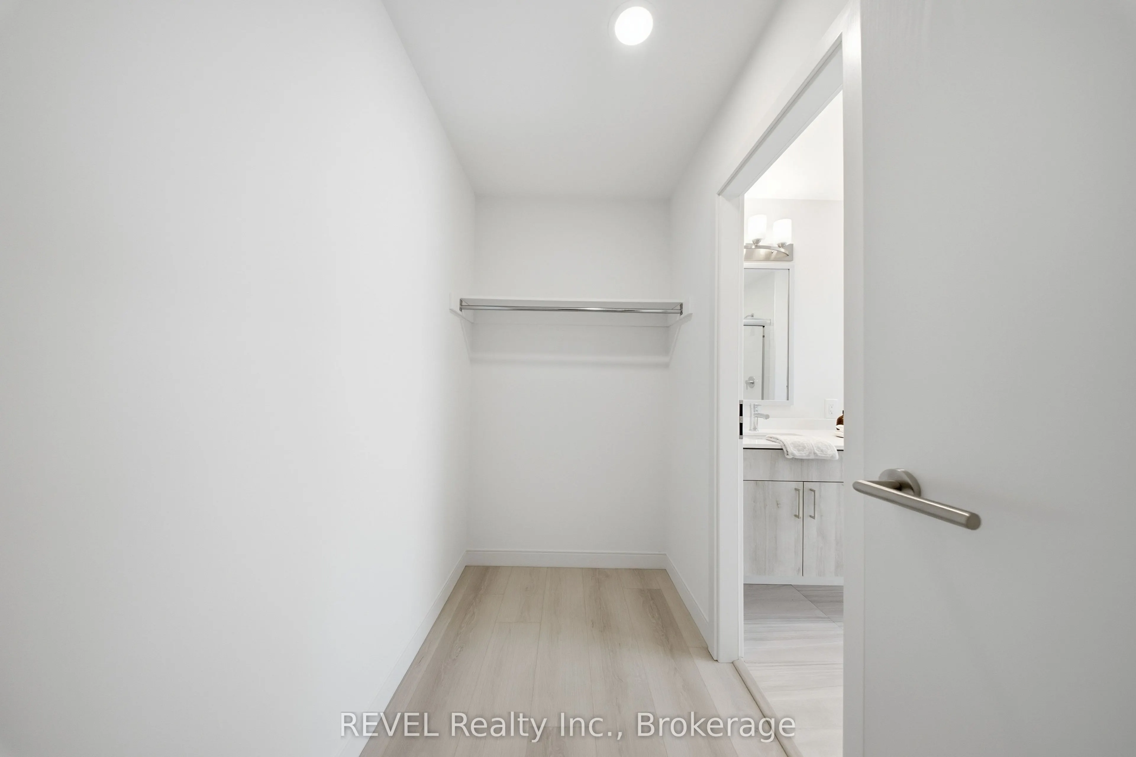 118 West Street #605