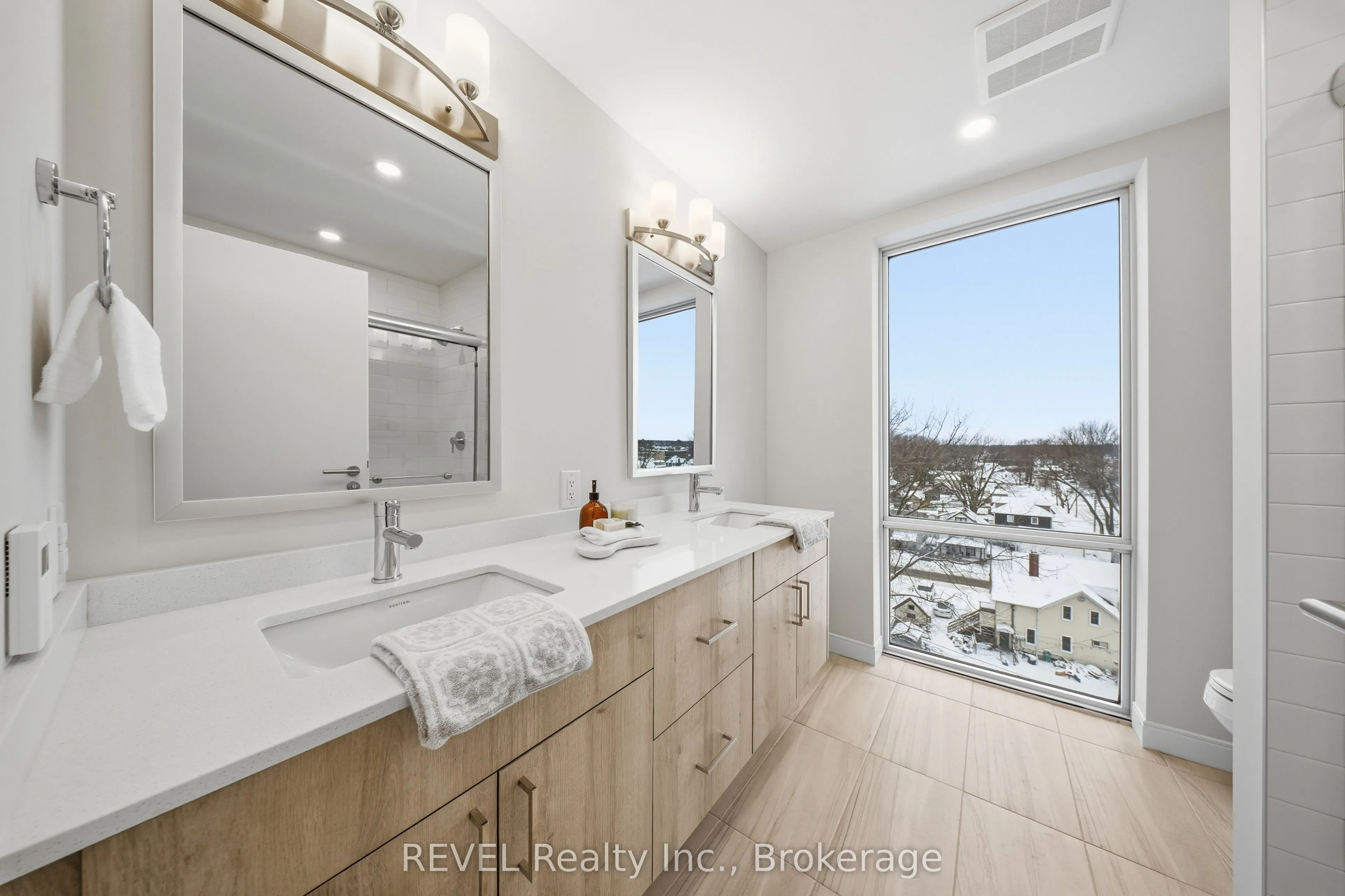118 West Street #605