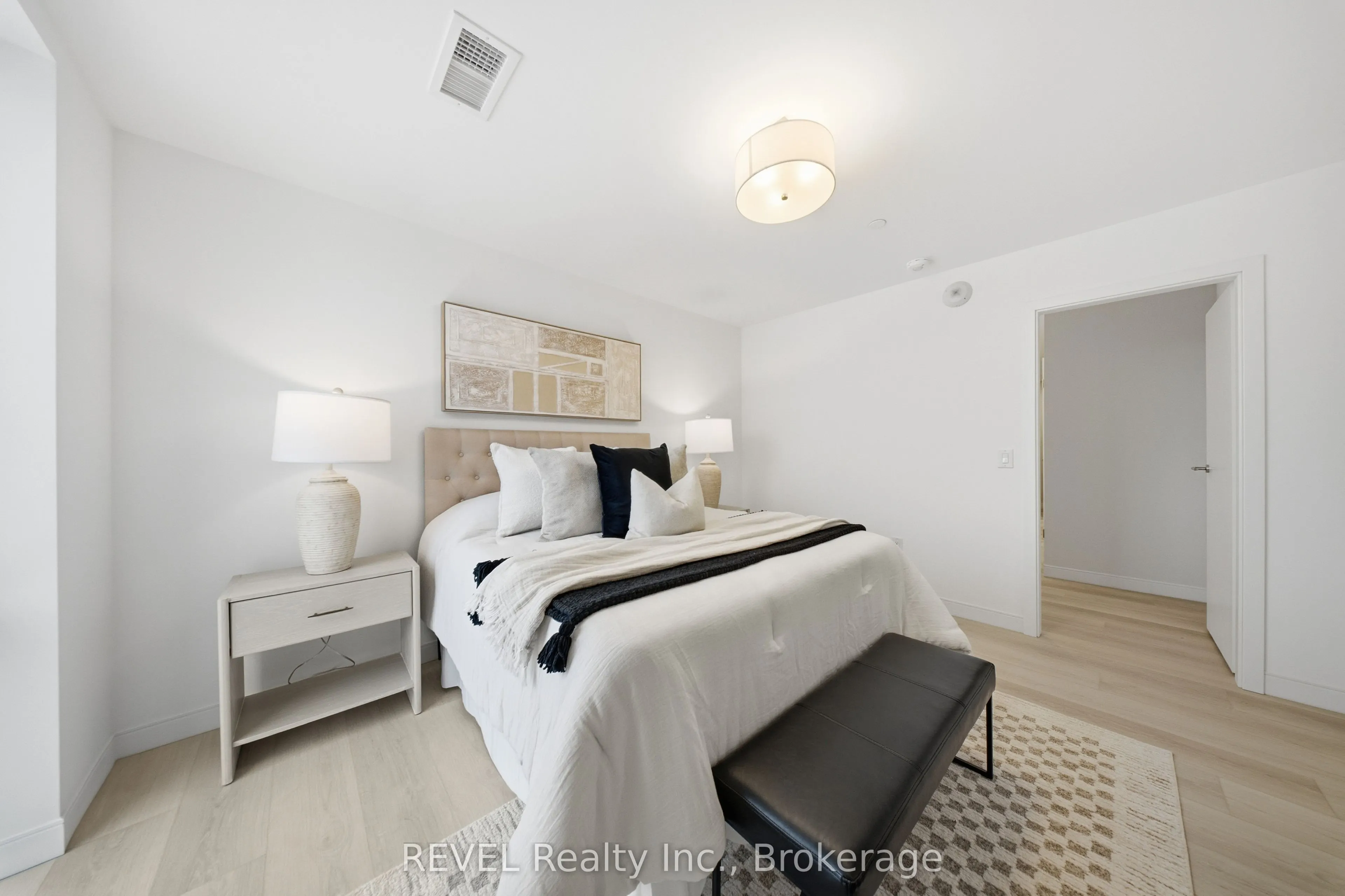 118 West Street #605