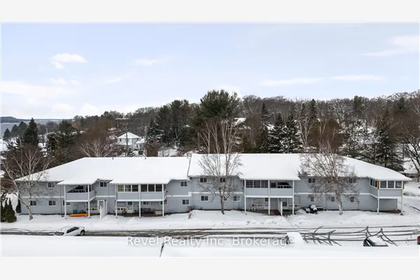 1 Georgian Bay Avenue #206