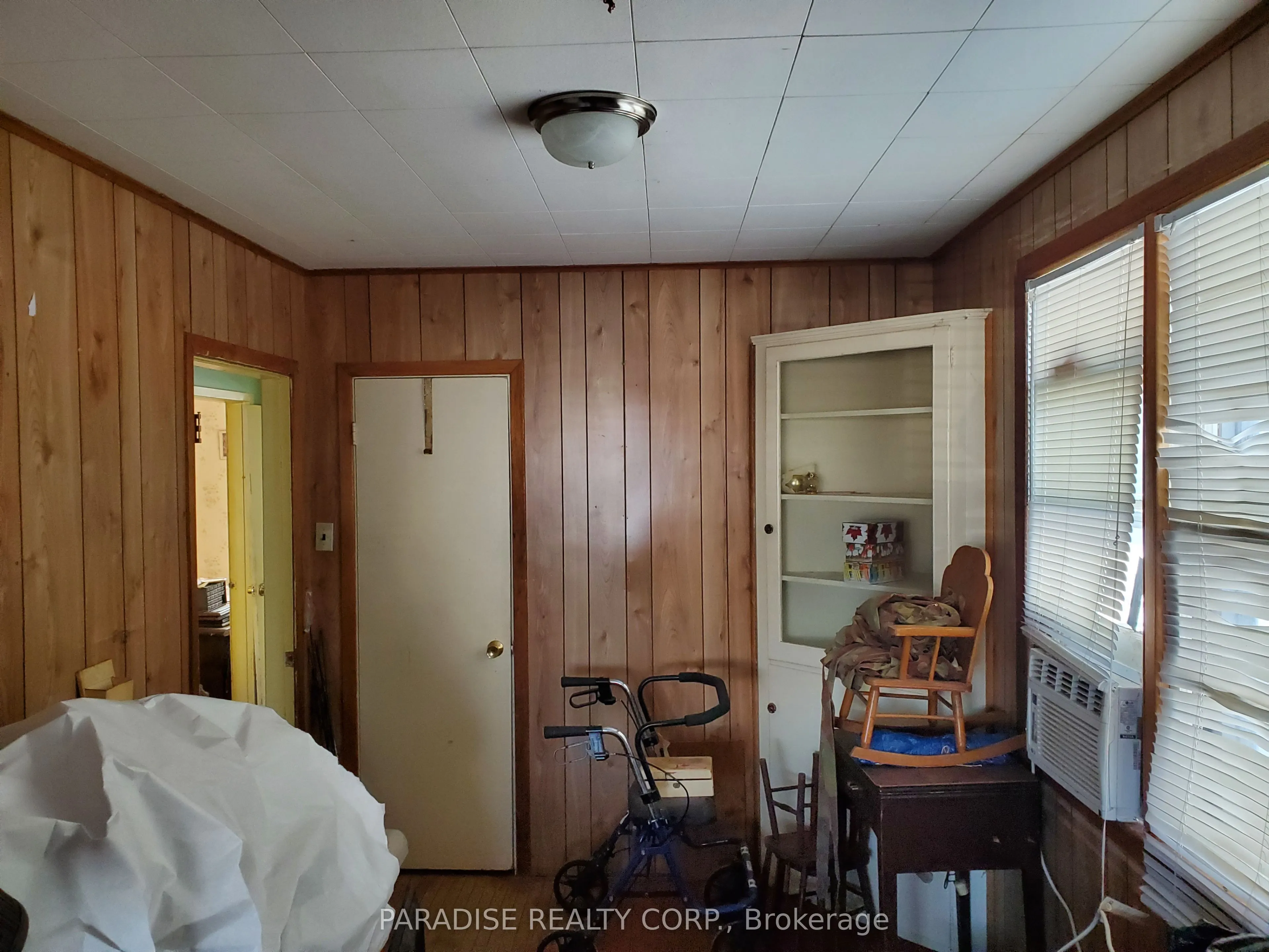 245 Bowen Road