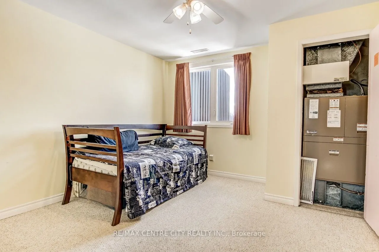 125 Elm Street #11