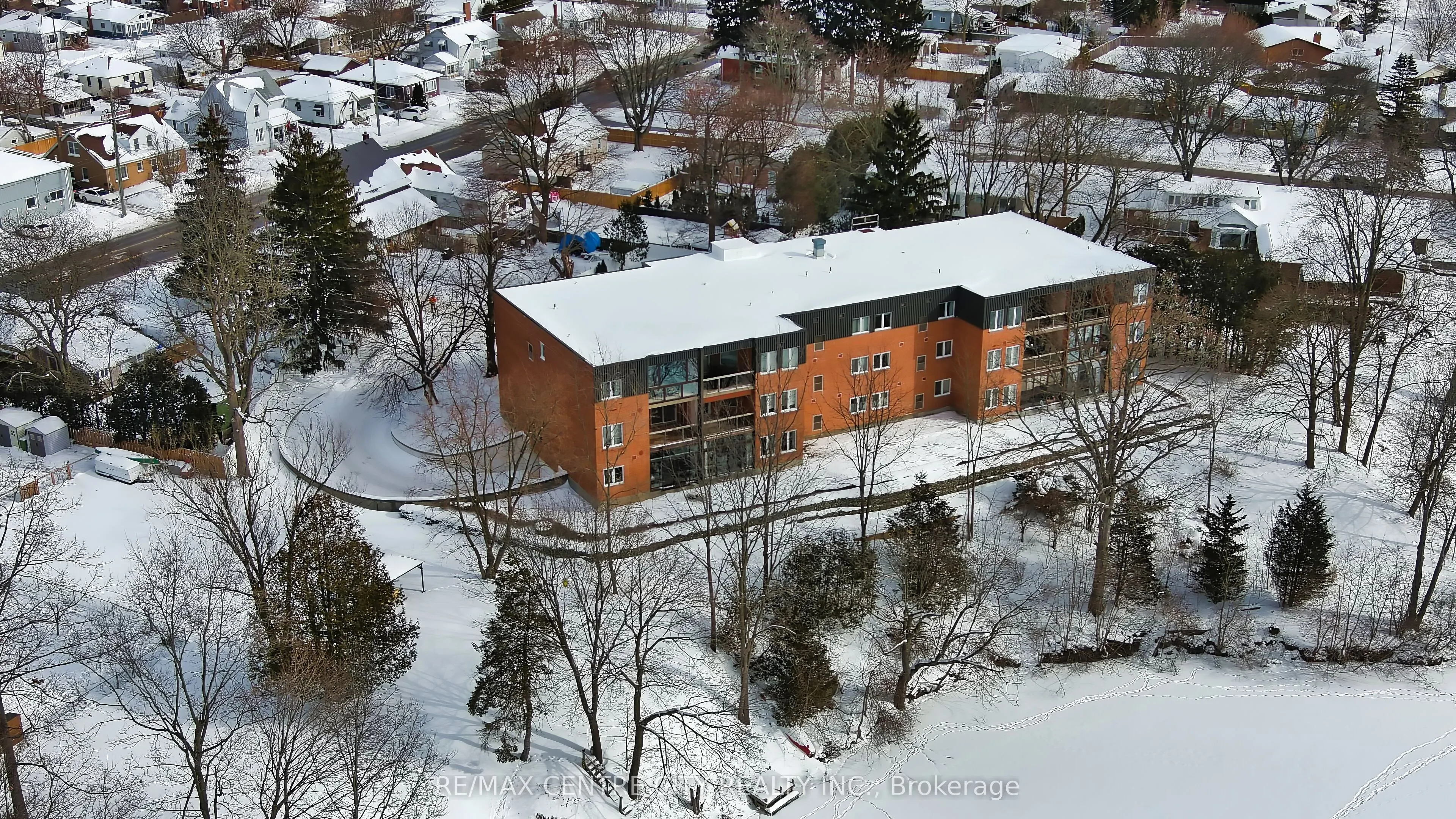 125 Elm Street #11
