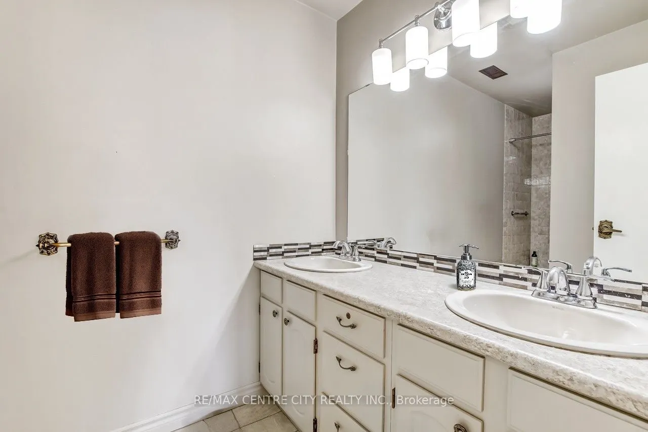 125 Elm Street #11