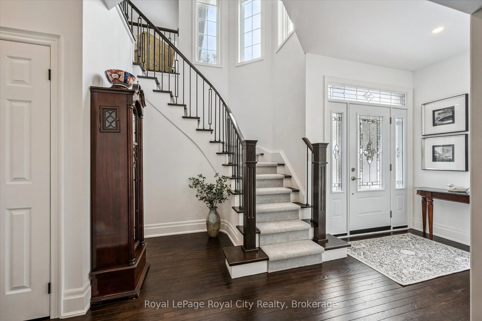 25 MANOR PARK Crescent #11