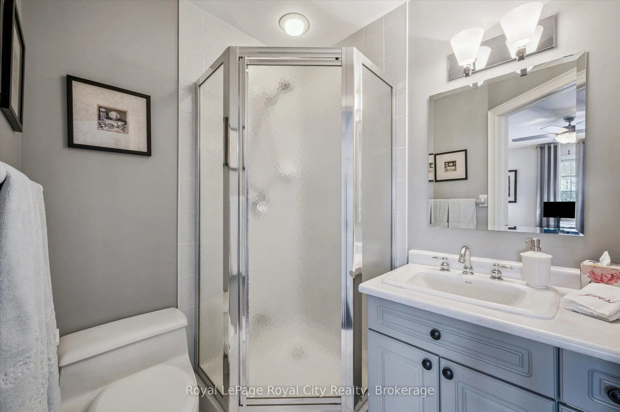 25 MANOR PARK Crescent #11