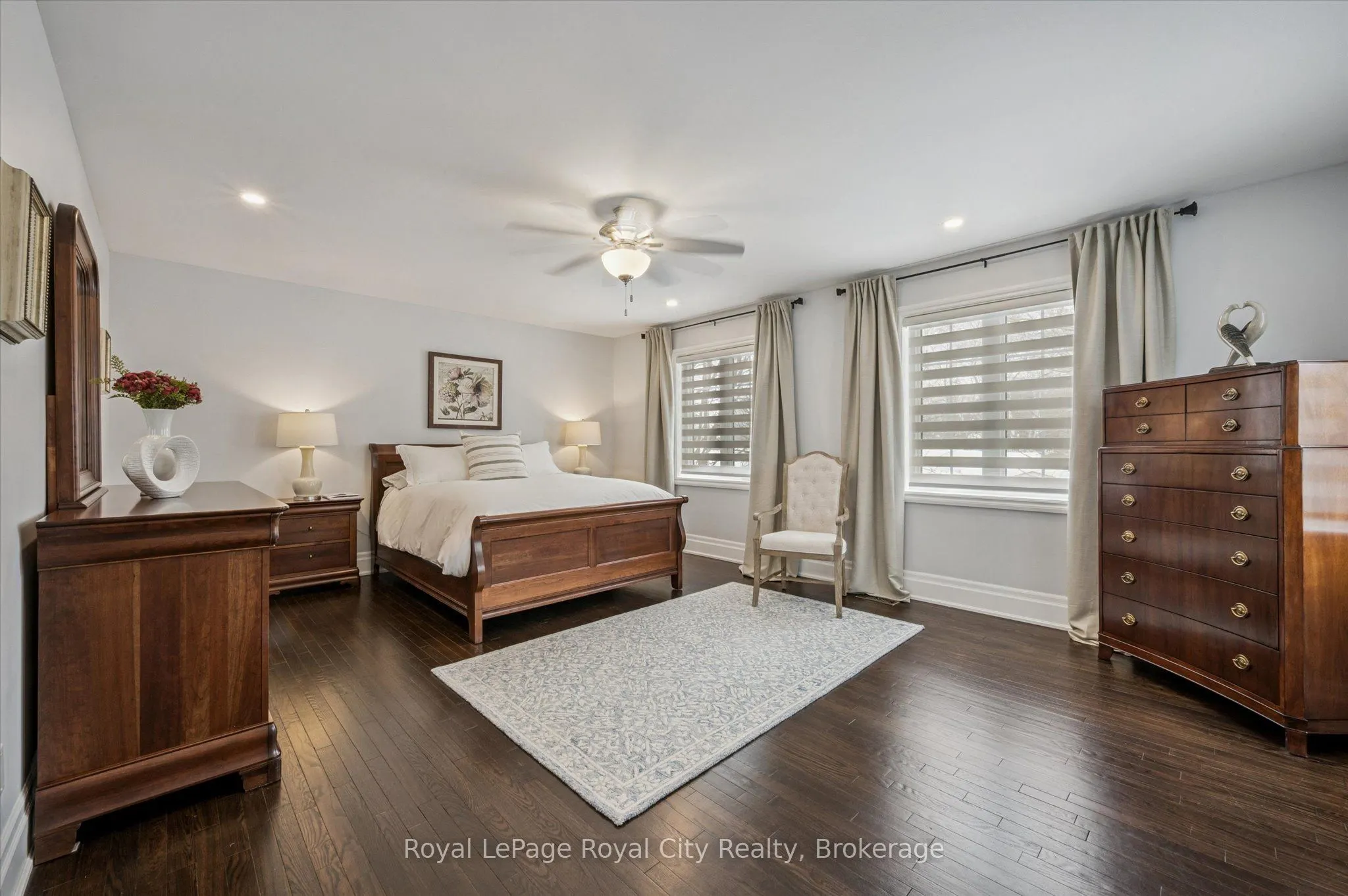 25 MANOR PARK Crescent #11