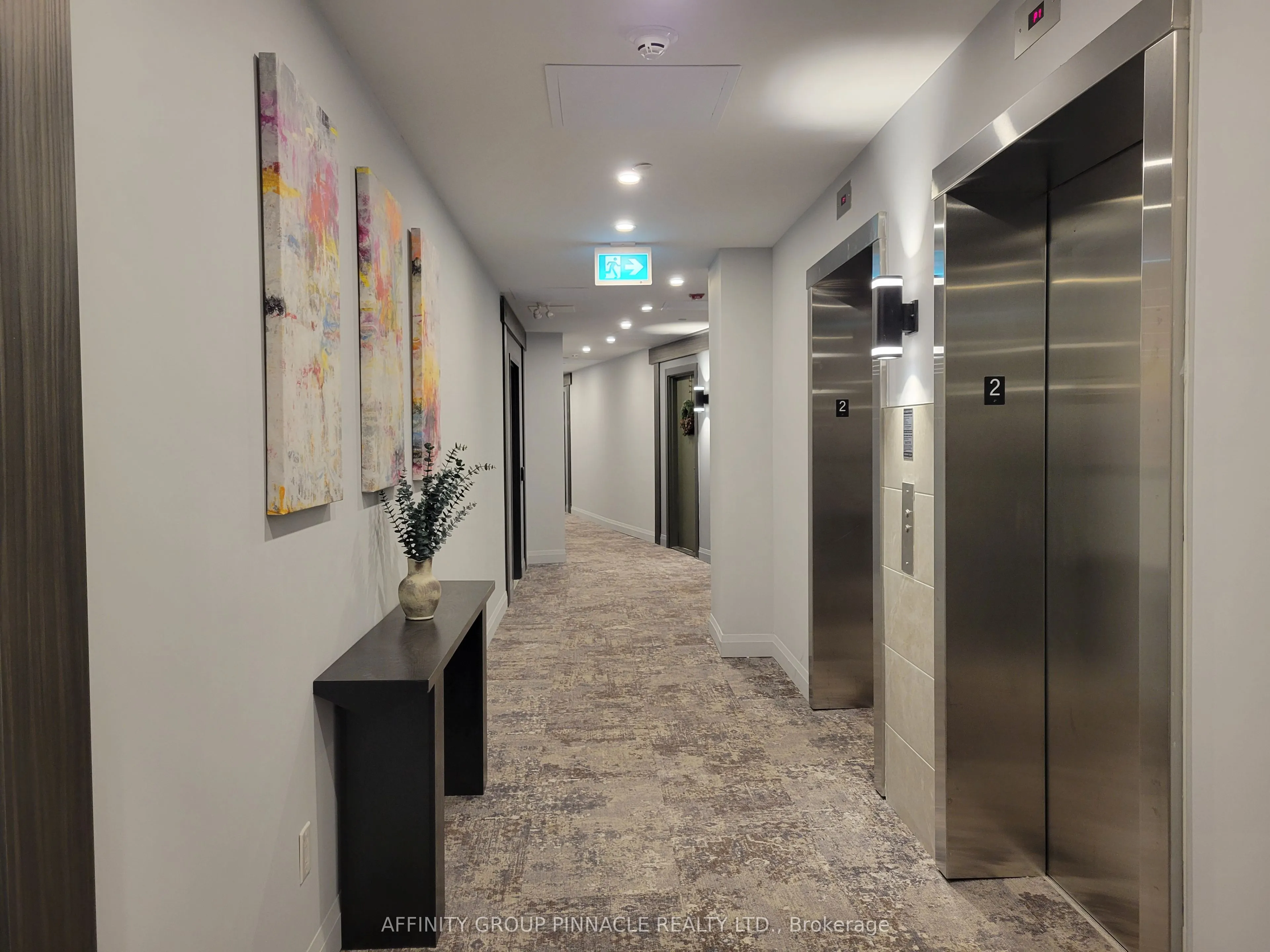 99 Louisa Street #201