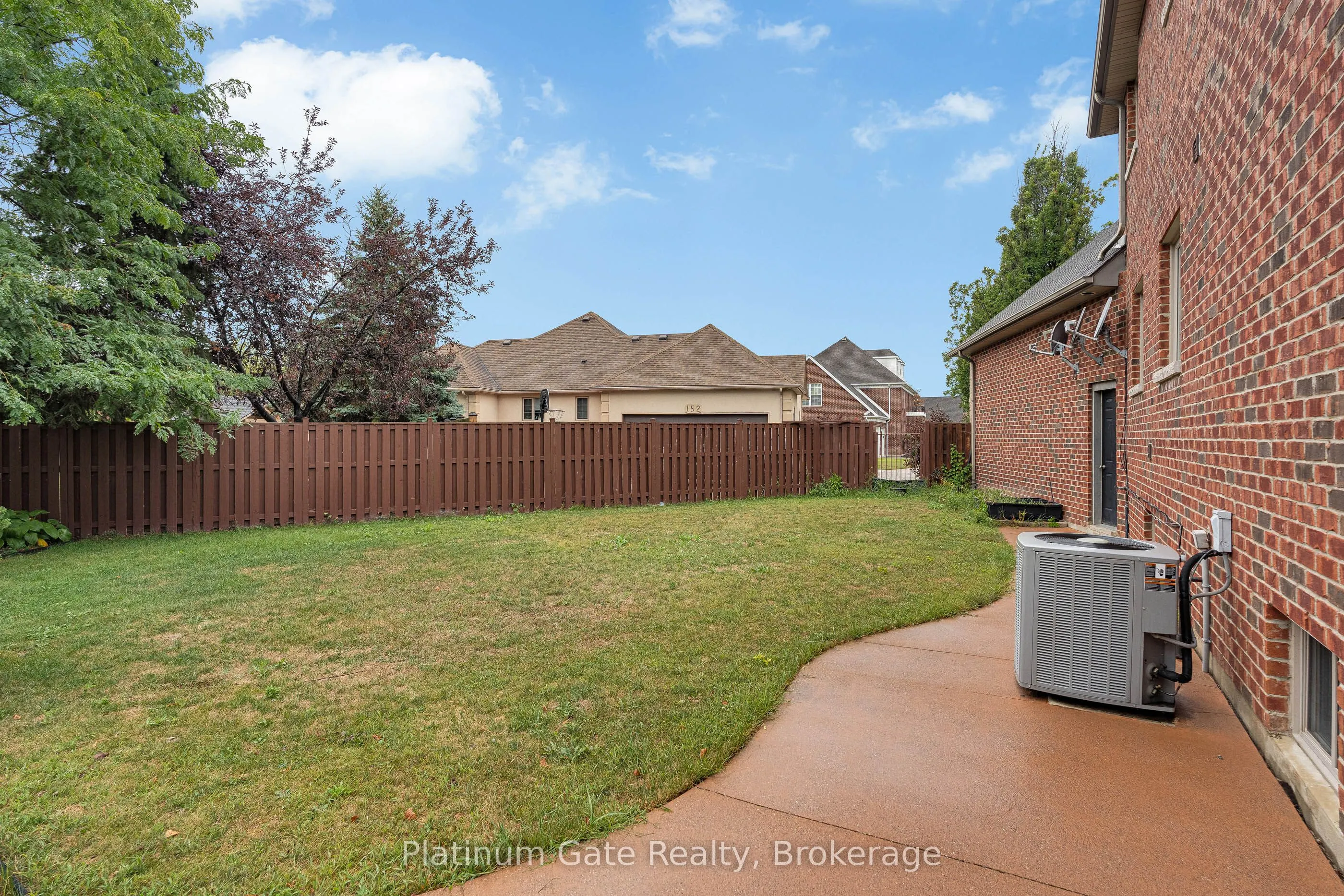 150 Seymour Crescent