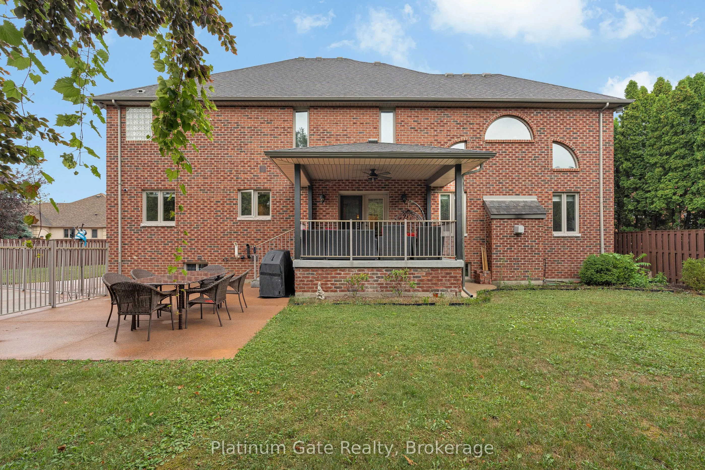 150 Seymour Crescent