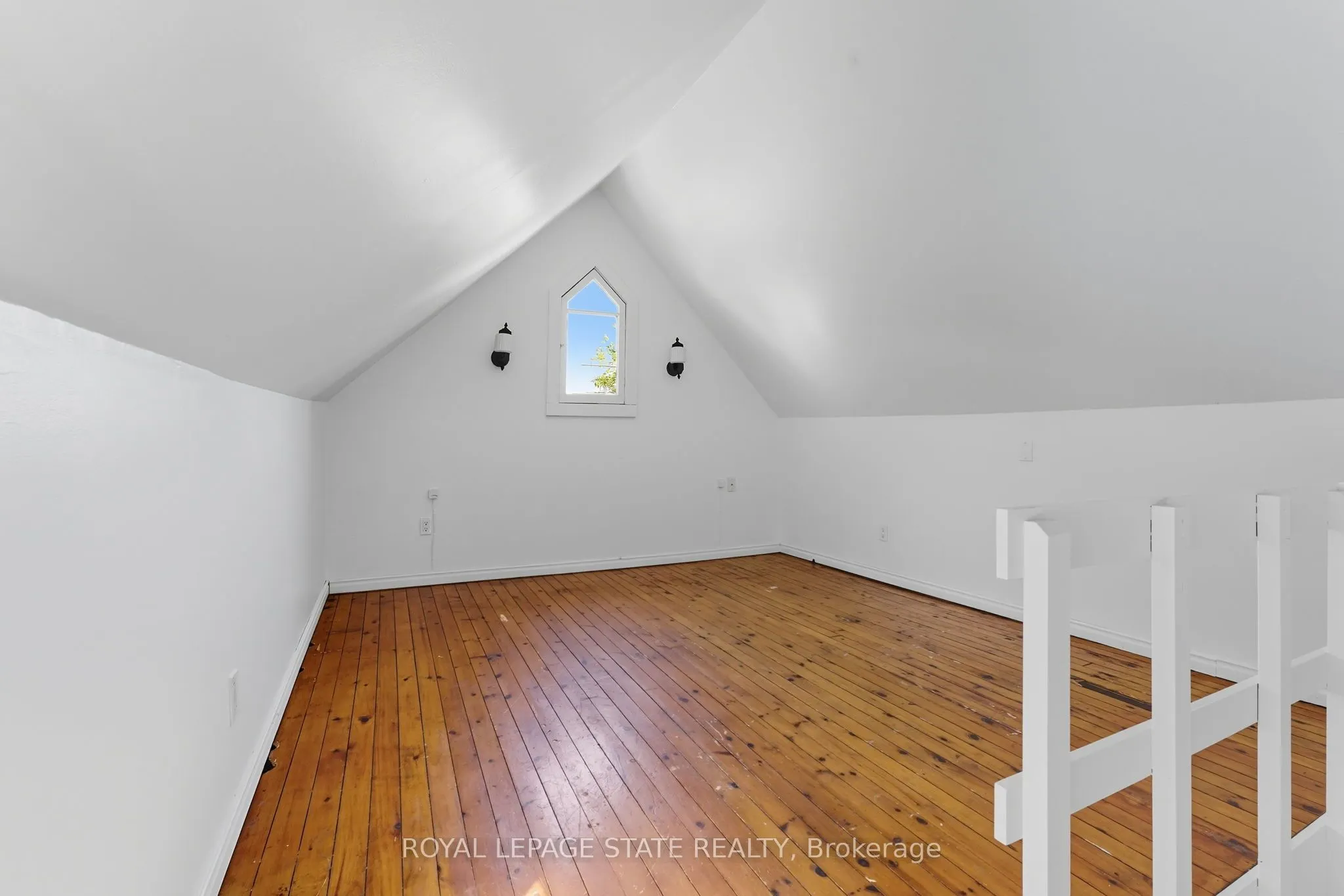 8 Tasker Street