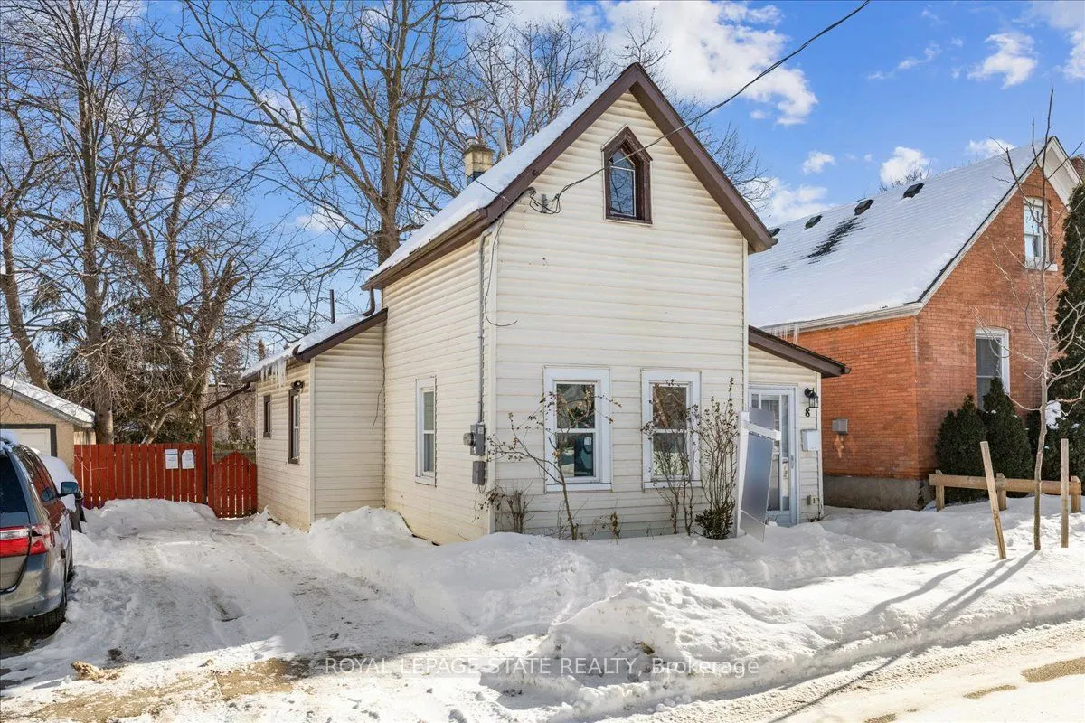 8 Tasker Street
