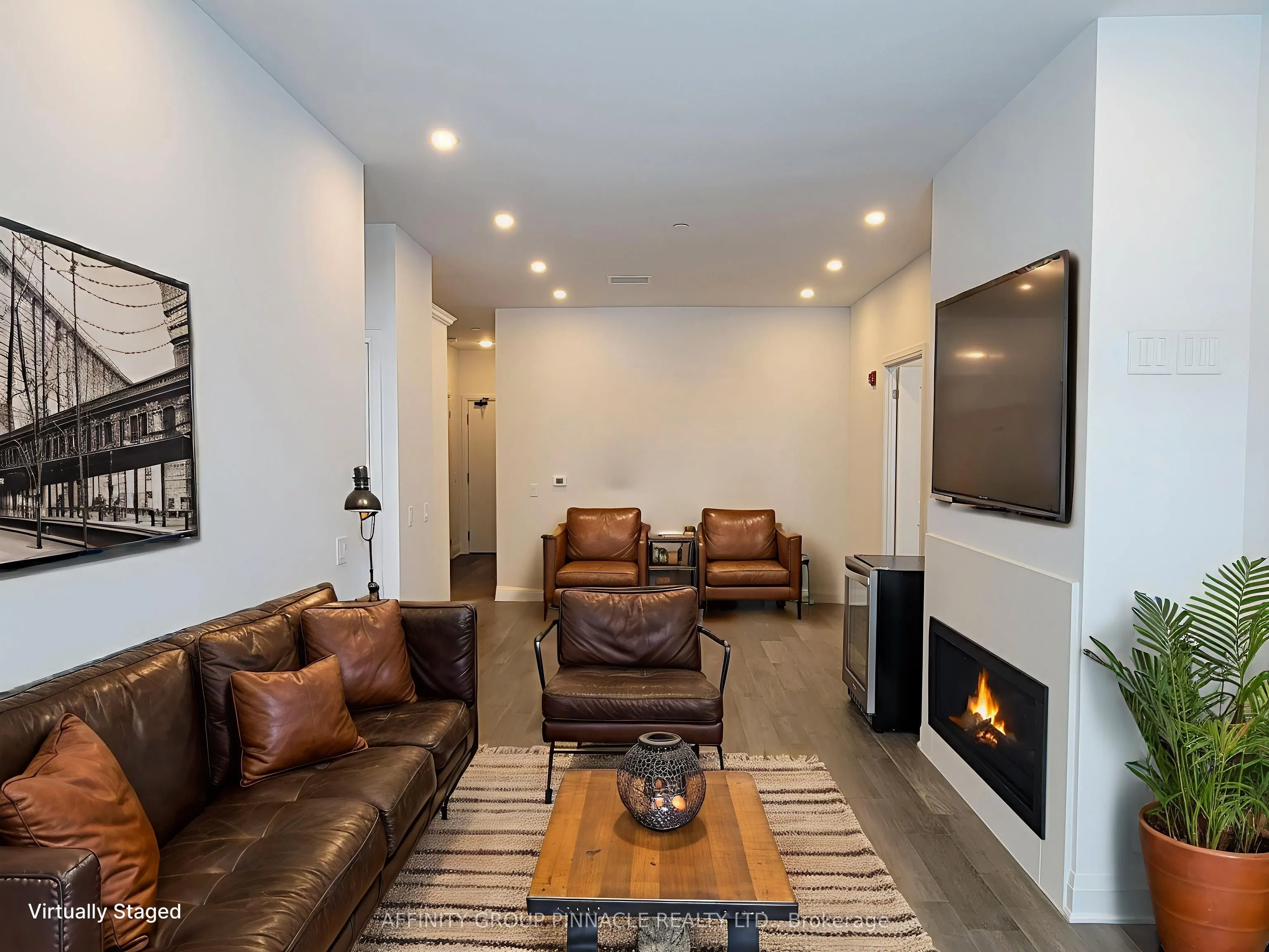 99 Louisa Street #201