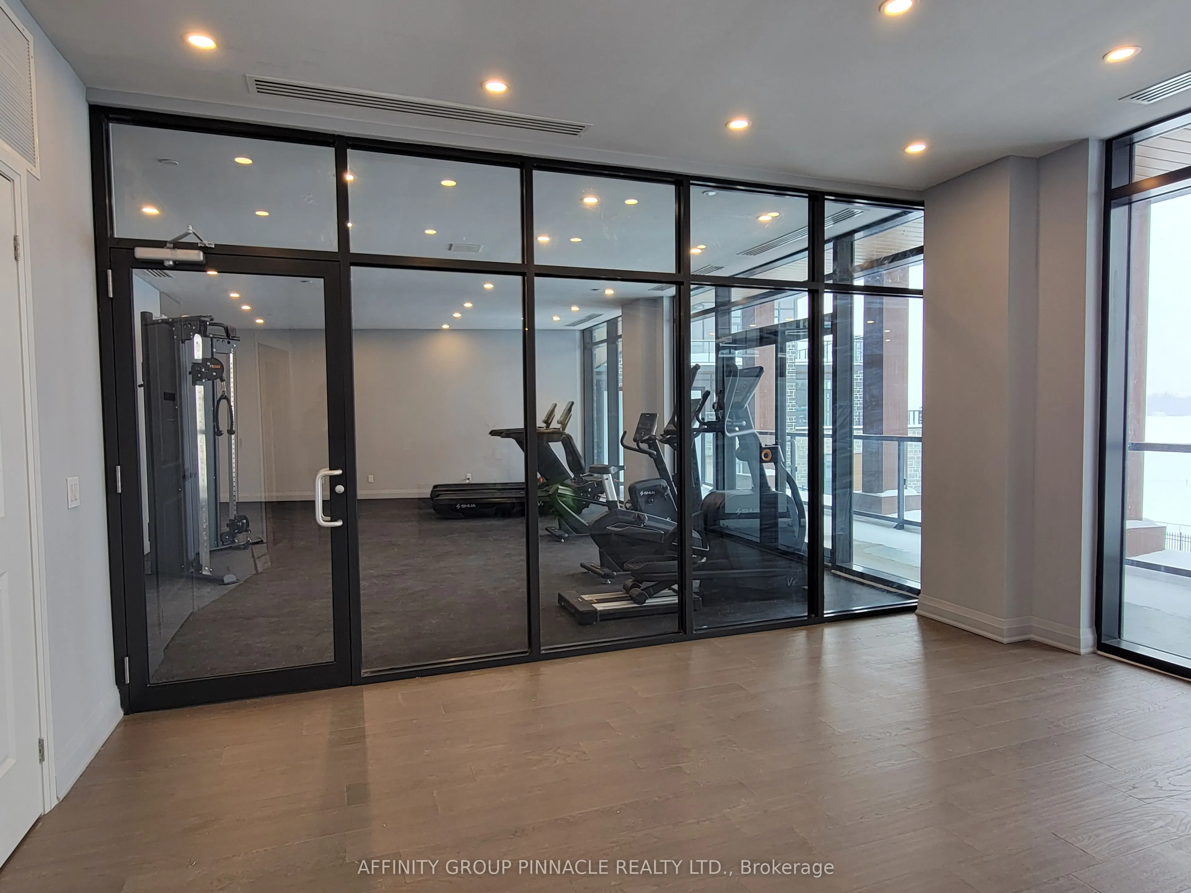 99 Louisa Street #201