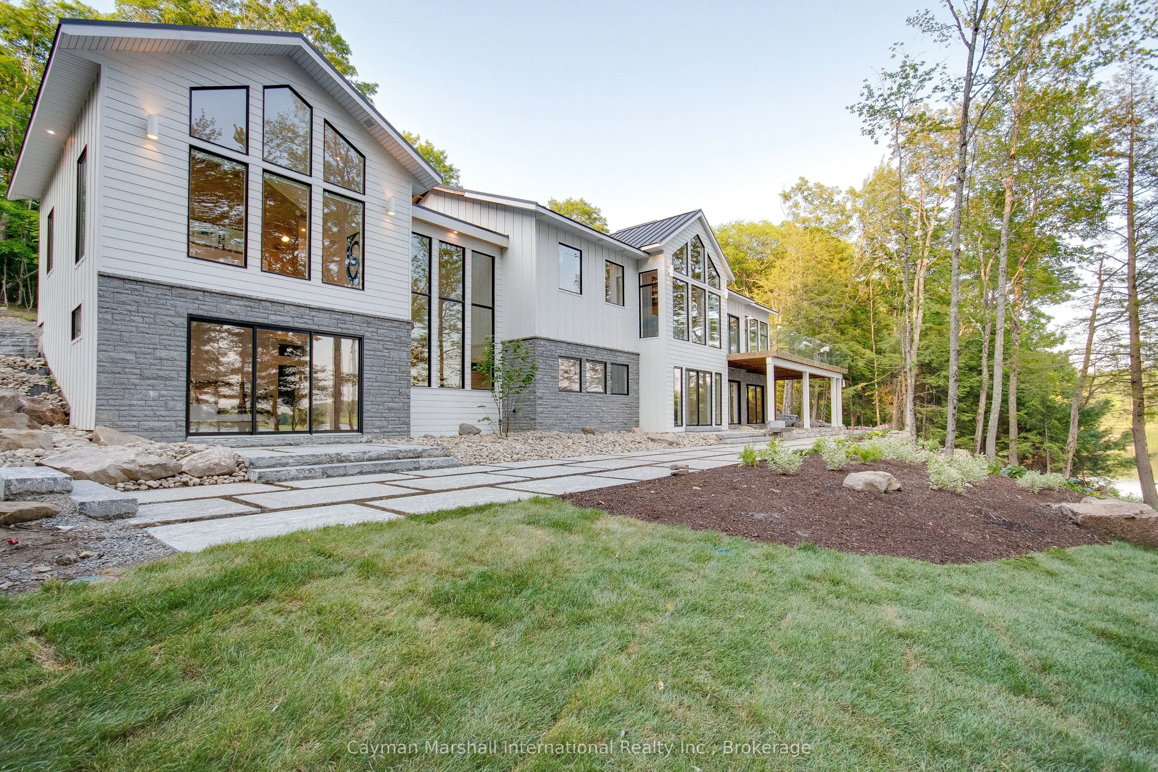 1331 South Monck Drive #4