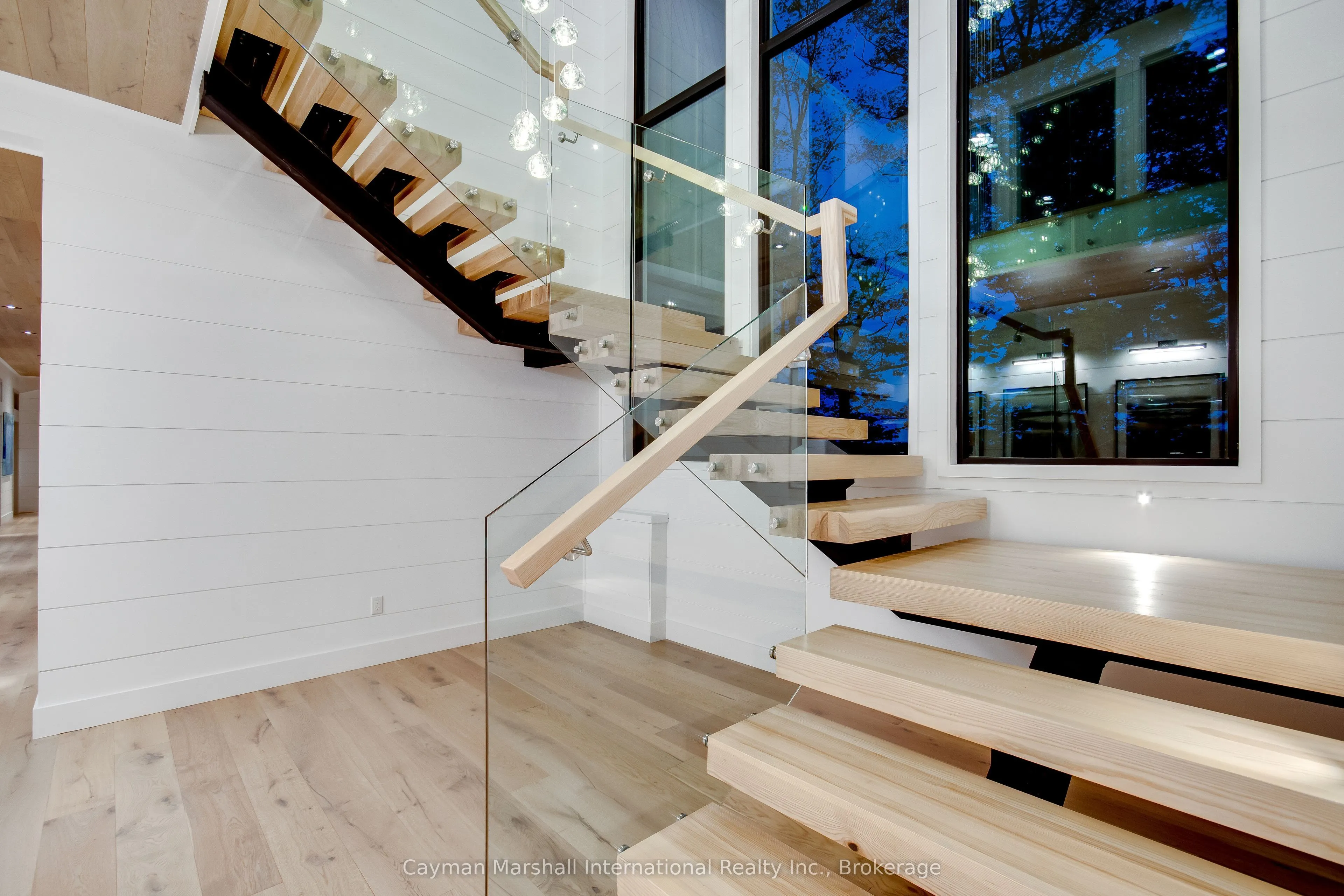 1331 South Monck Drive #4