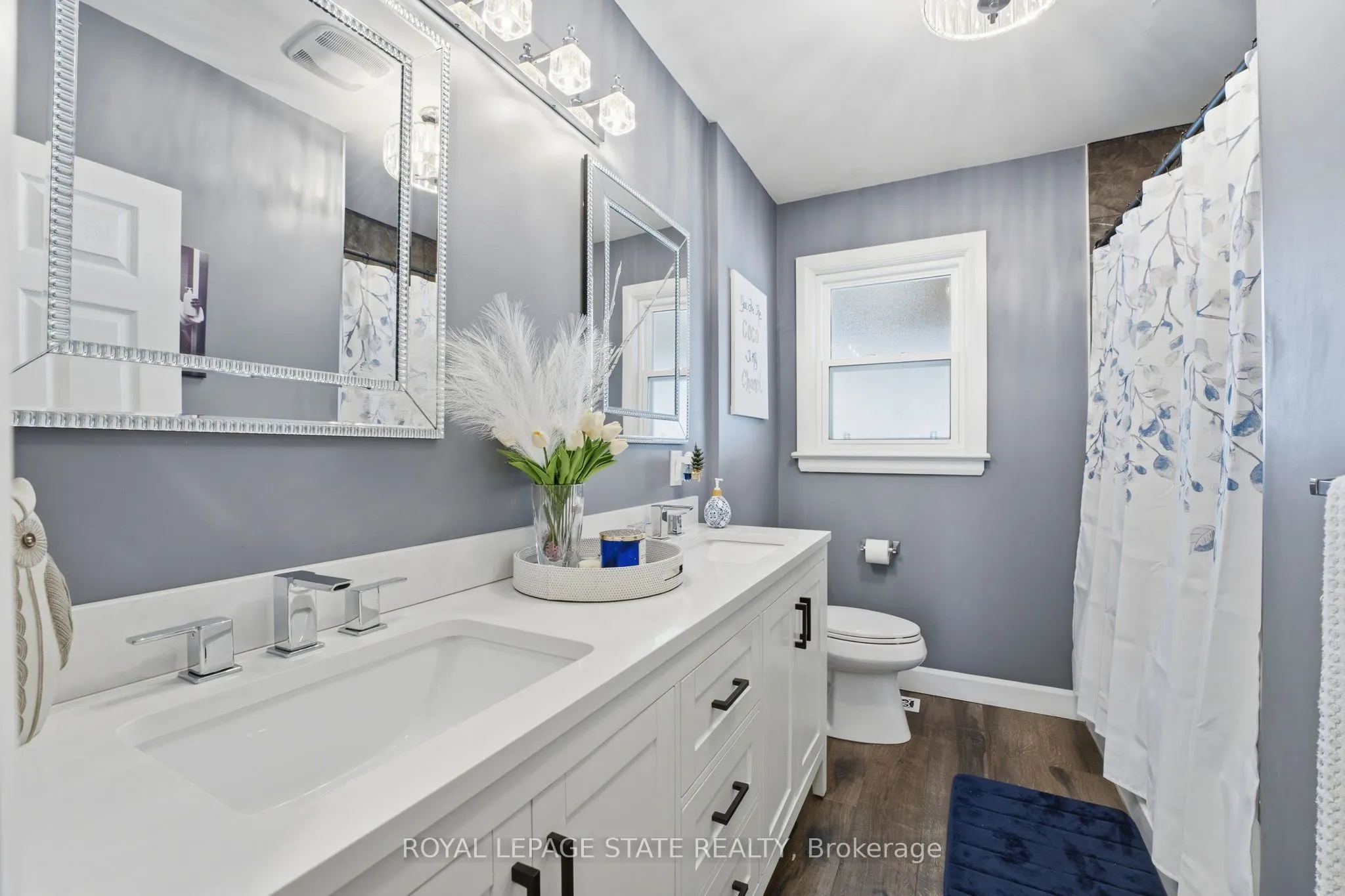 473 Mohawk Road W