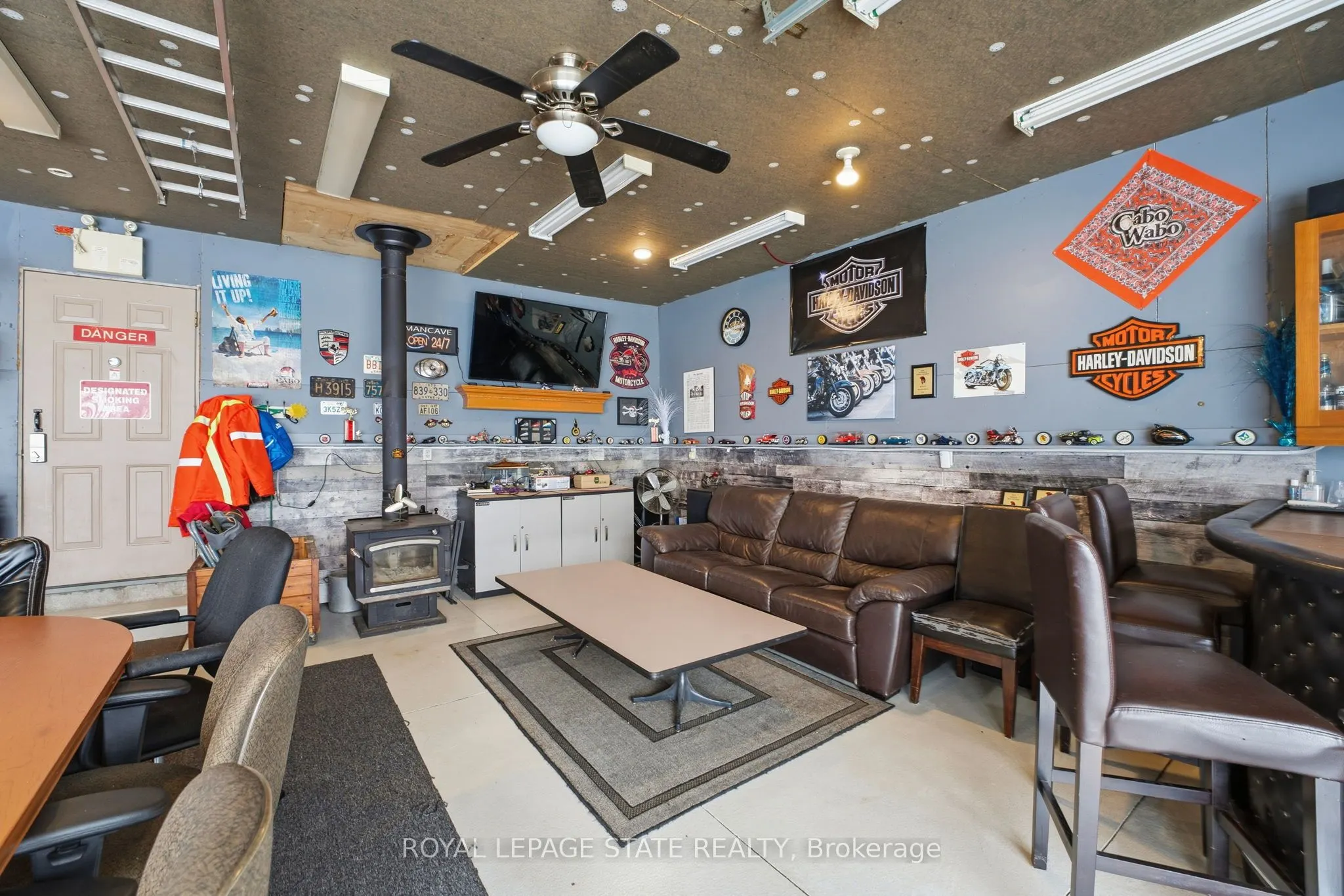 473 Mohawk Road W