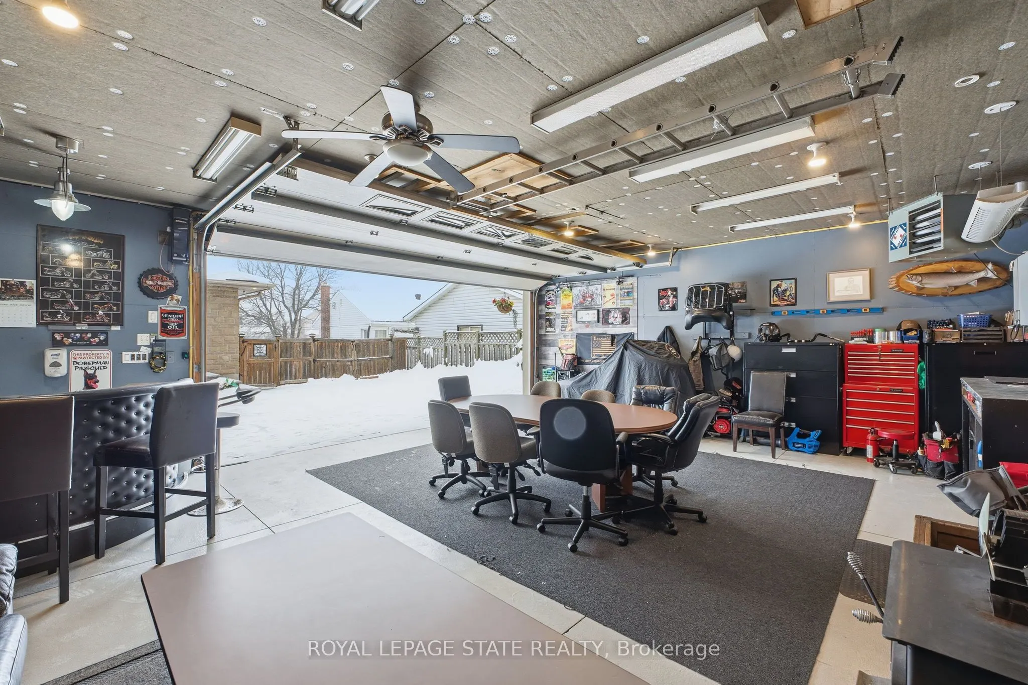 473 Mohawk Road W