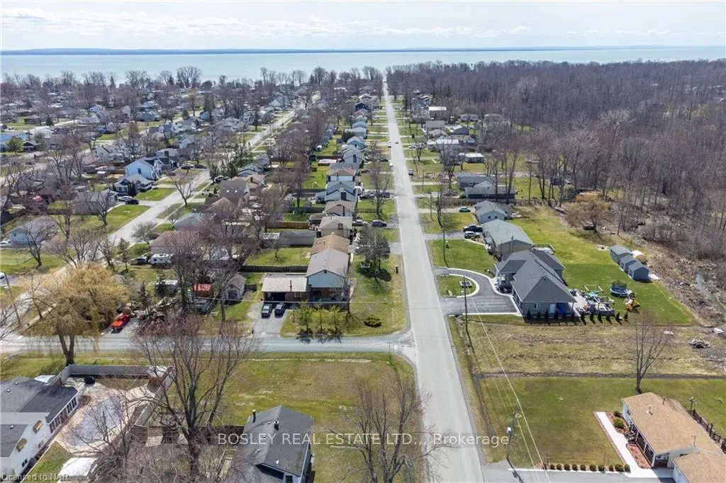 LOT 698 BUFFALO Road N