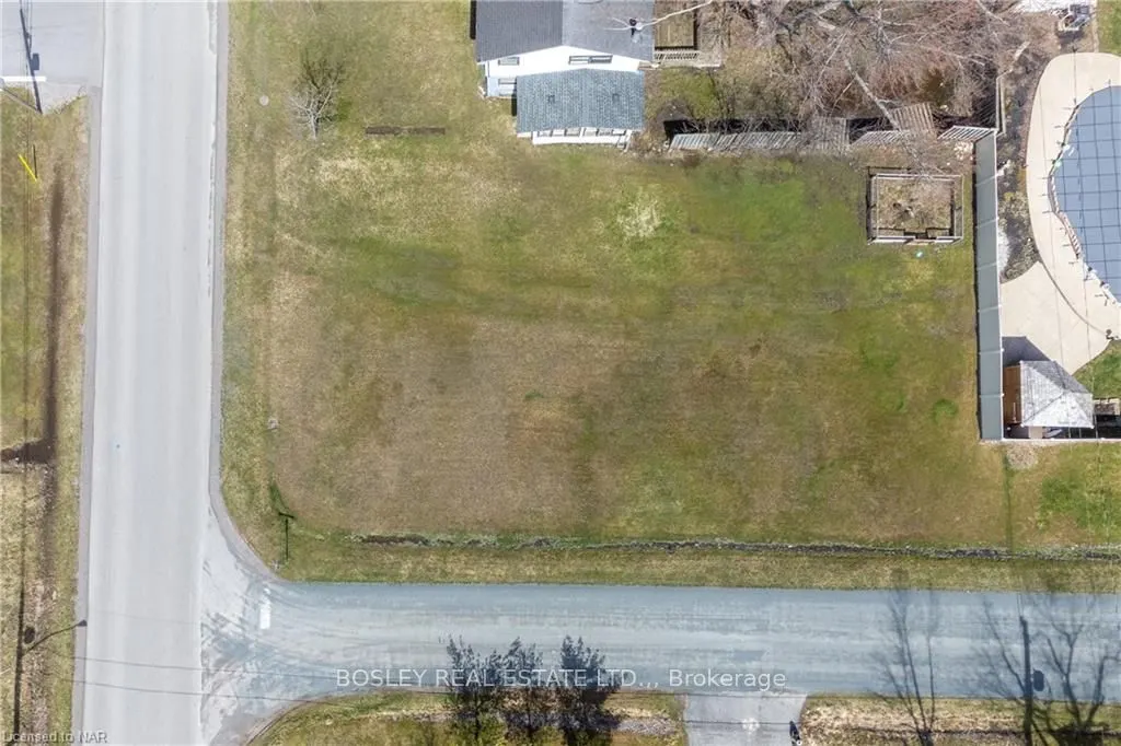 LOT 698 BUFFALO Road N