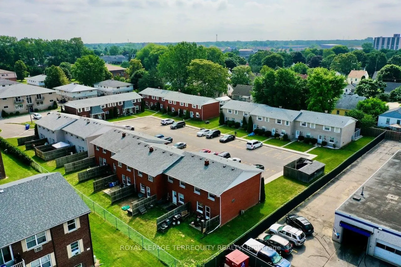 16 Orchard Place #14