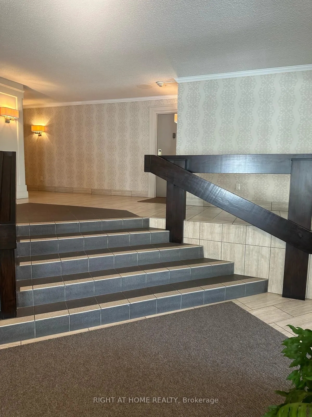 185 ONTARIO Street #1301
