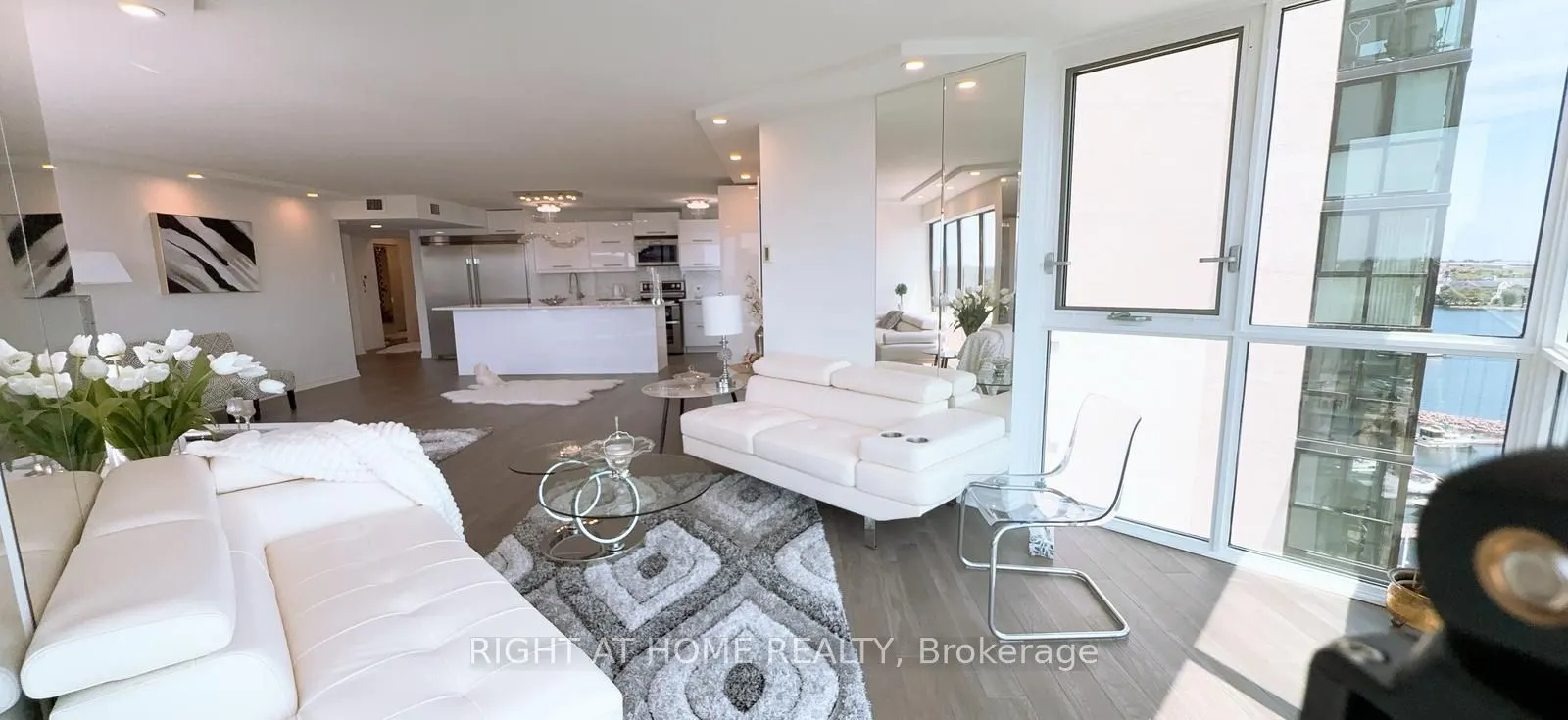 185 ONTARIO Street #1301