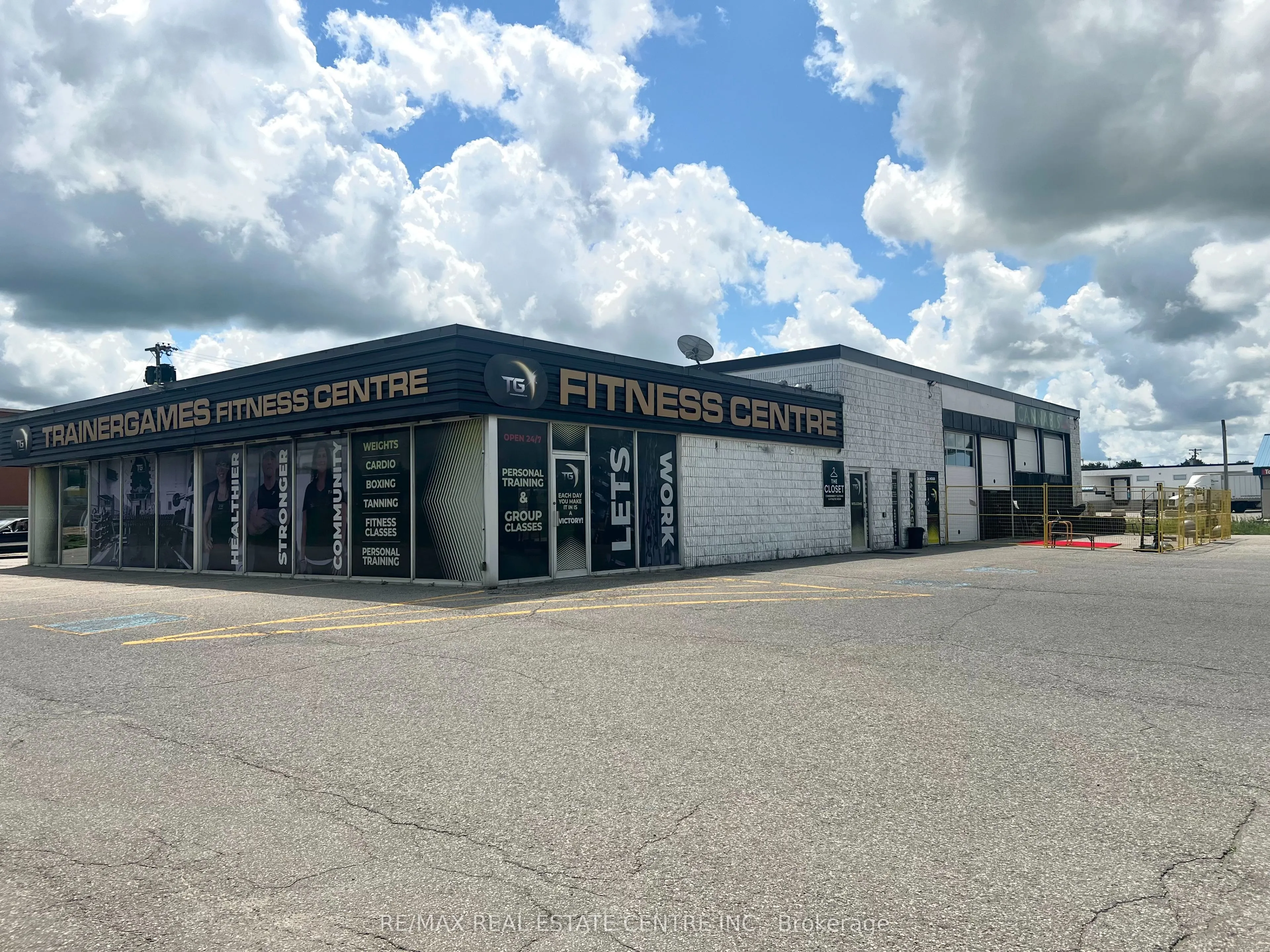 735 Industrial Road