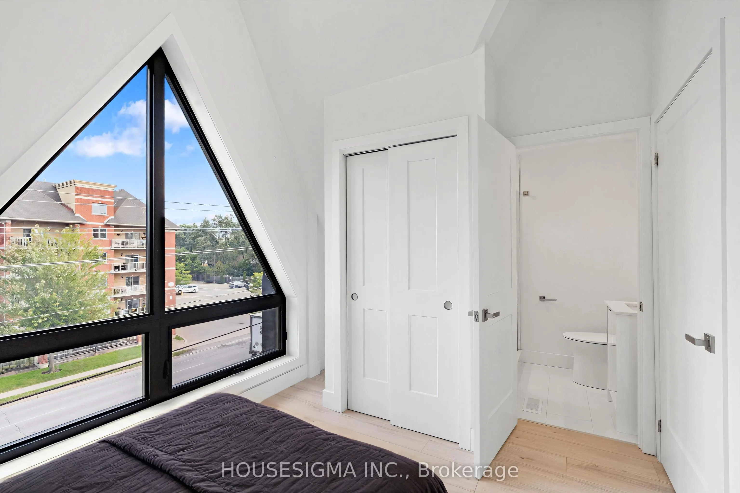 7277 Wilson Crescent #302