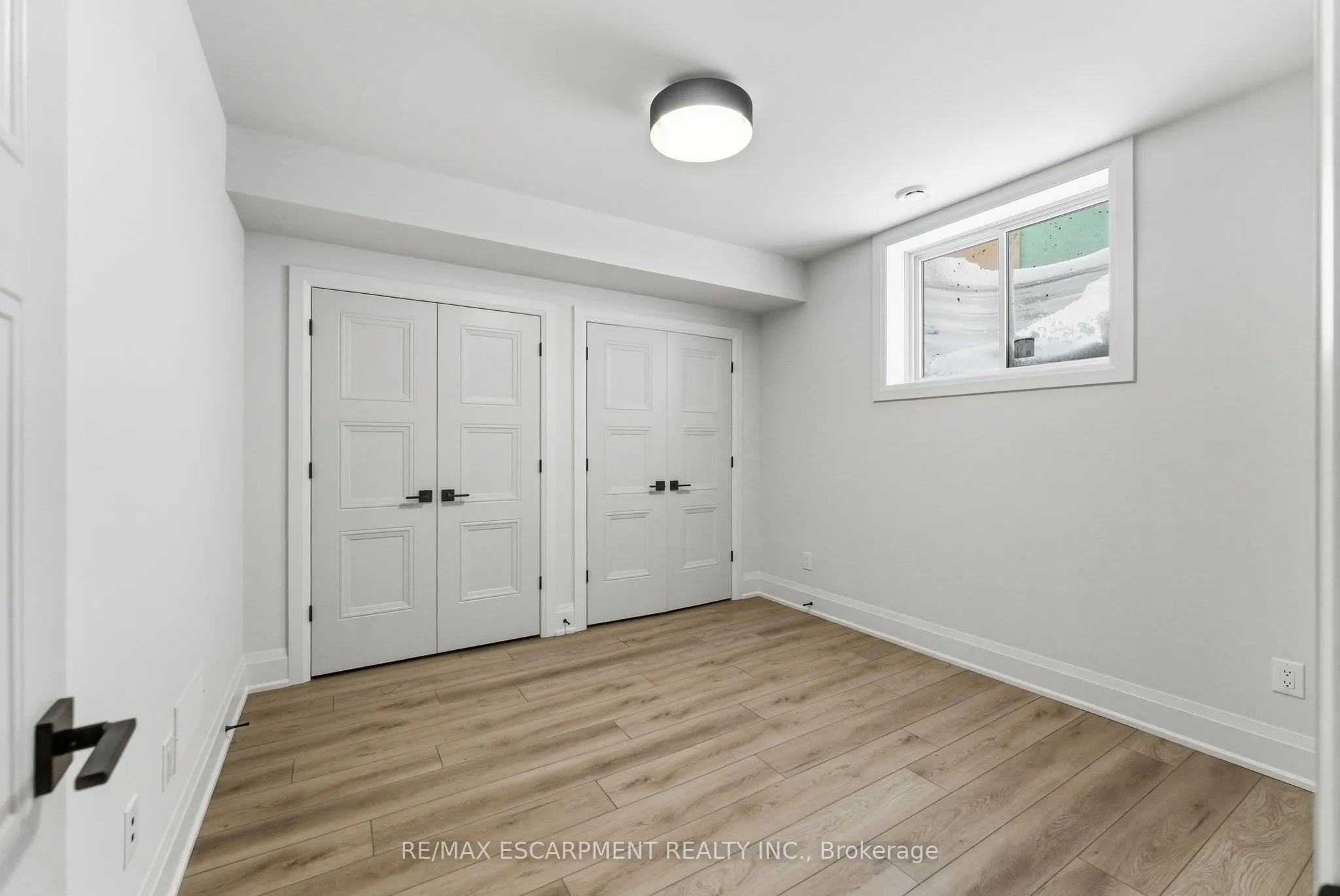 15 Oakley Drive