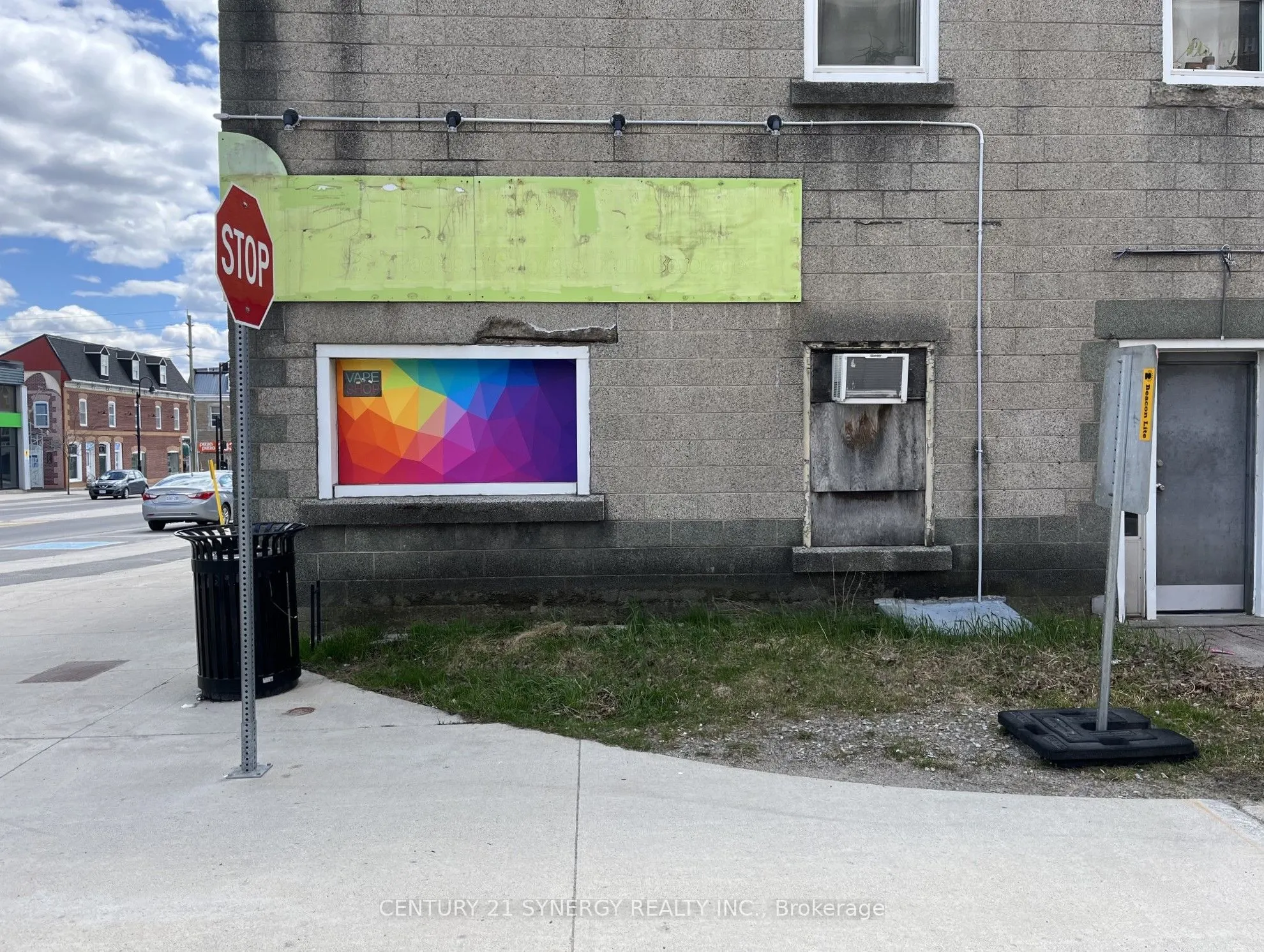 18 Beckwith Street N