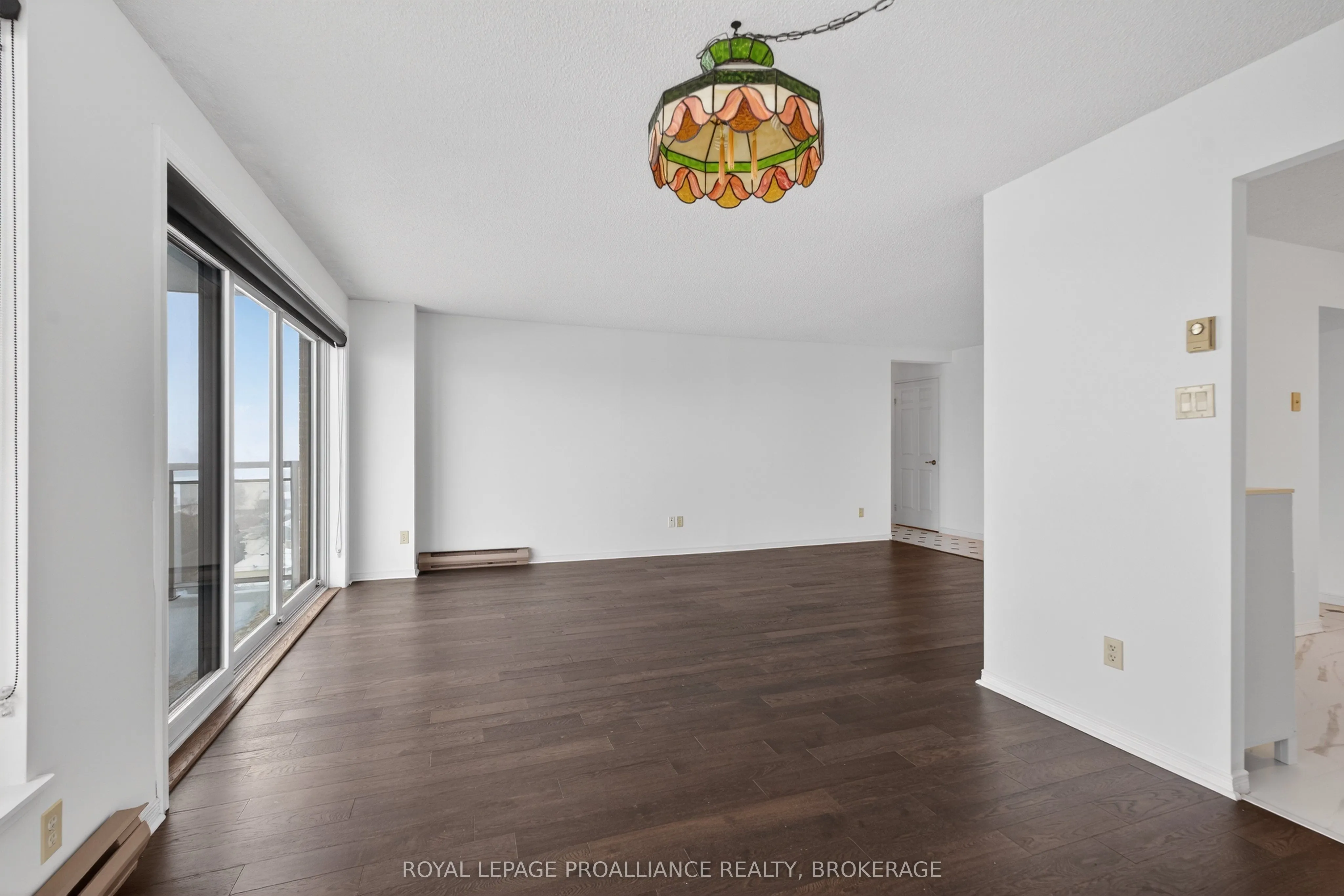 257 Bath Road #1006