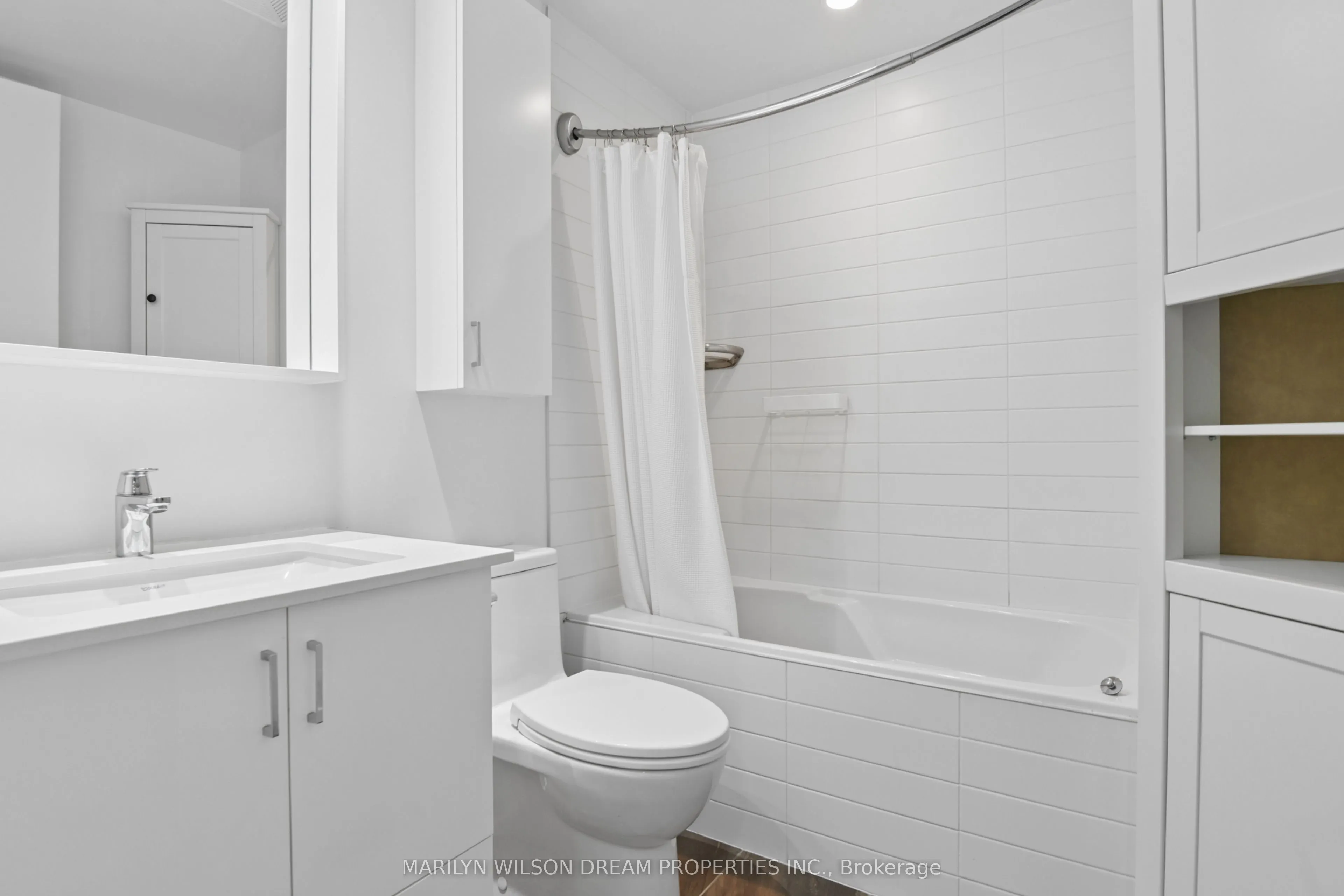 7 Marquette Avenue #612