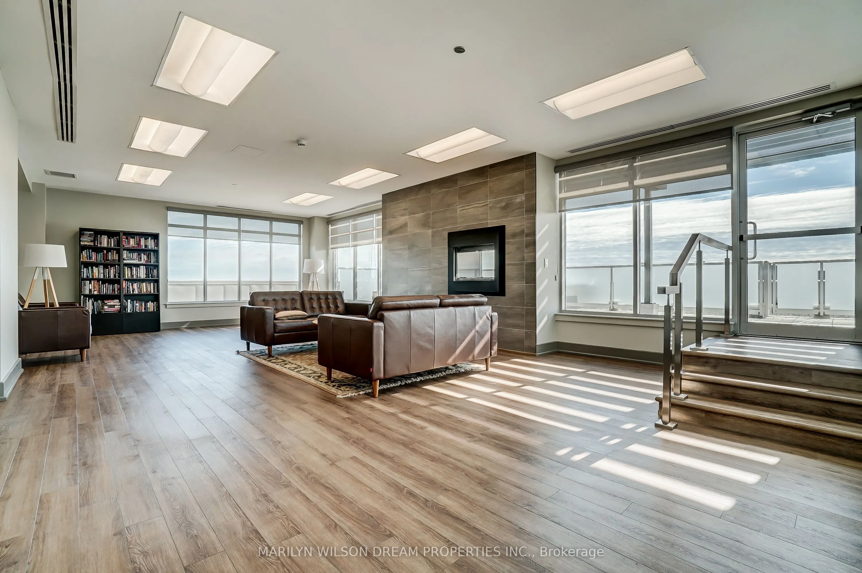7 Marquette Avenue #612