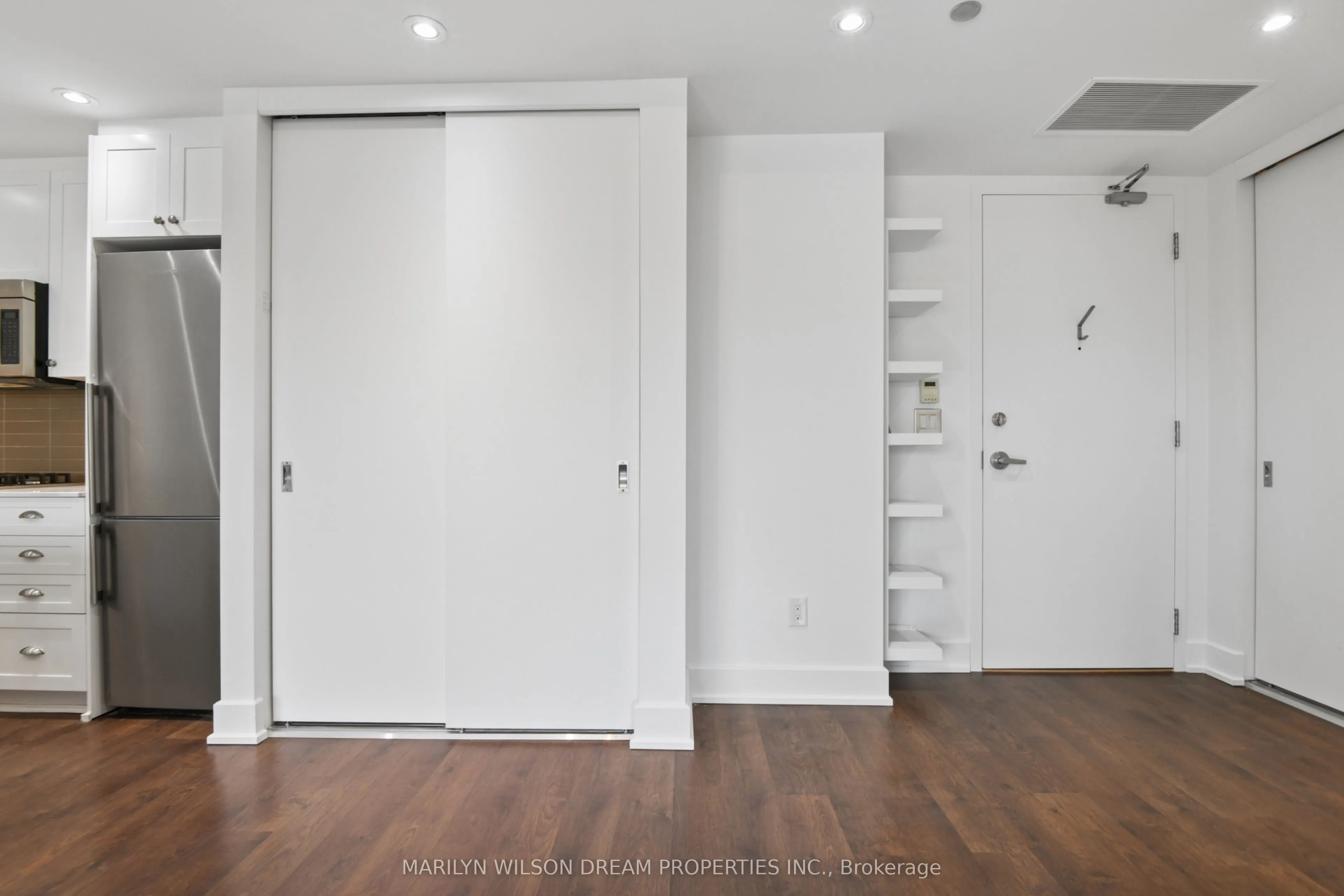 7 Marquette Avenue #612