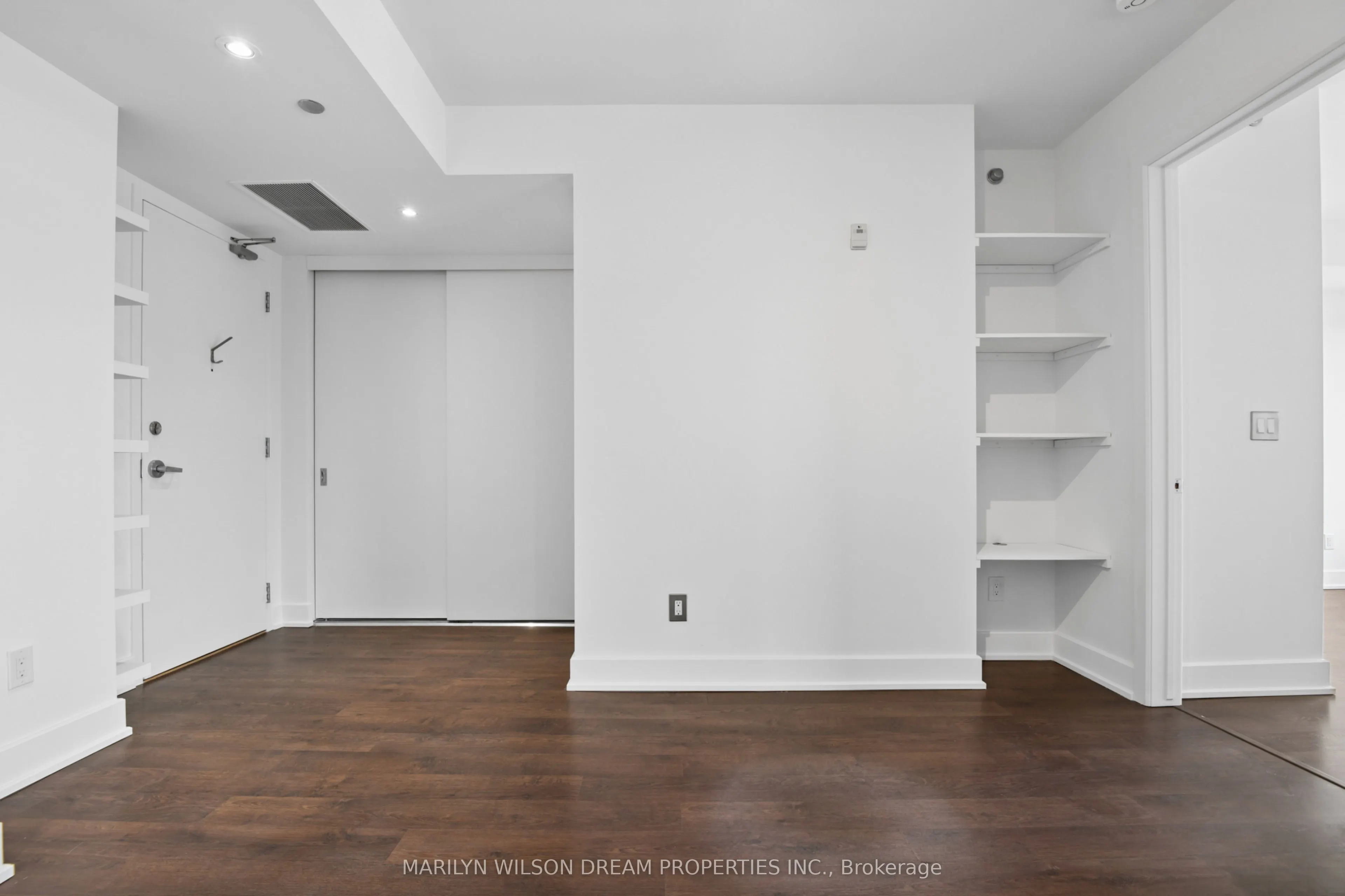 7 Marquette Avenue #612
