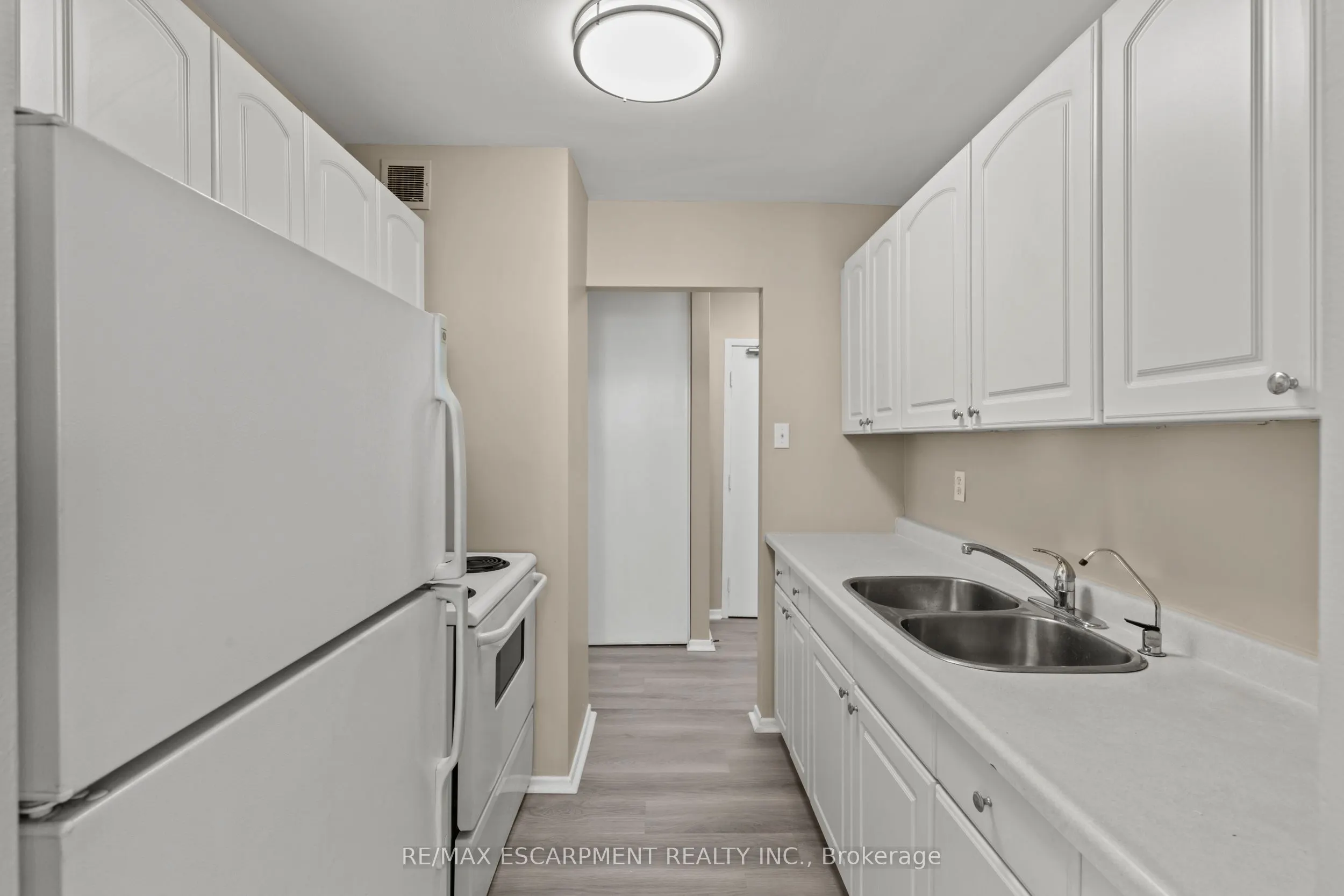 359 Geneva Street #1004