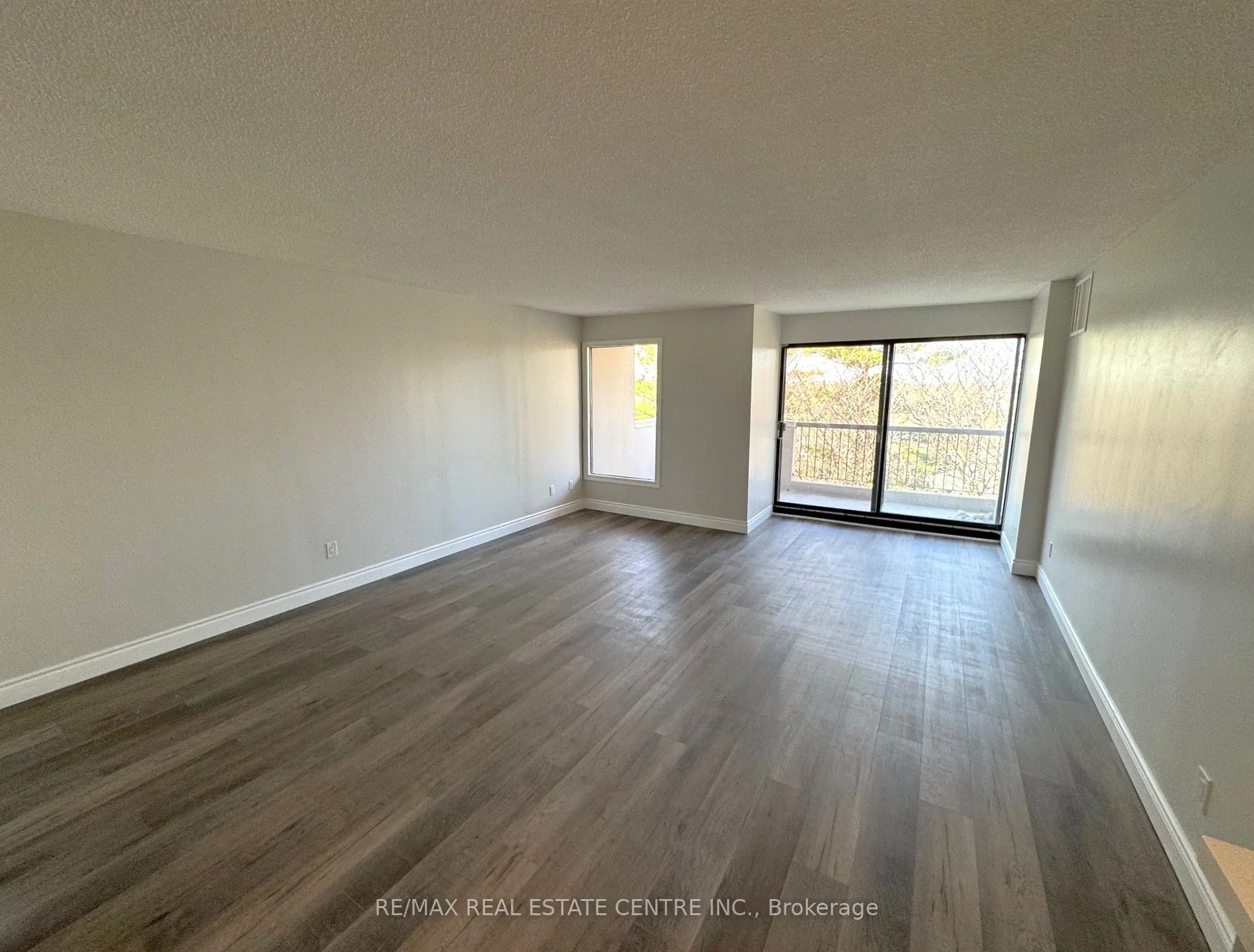 260 SHELDON Avenue N #508