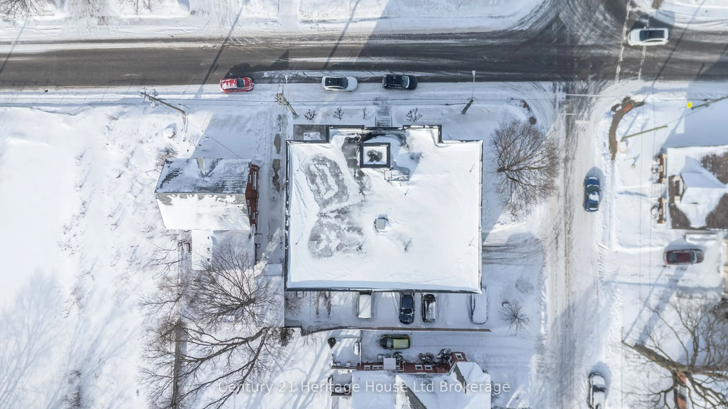 34 Brock Street #201