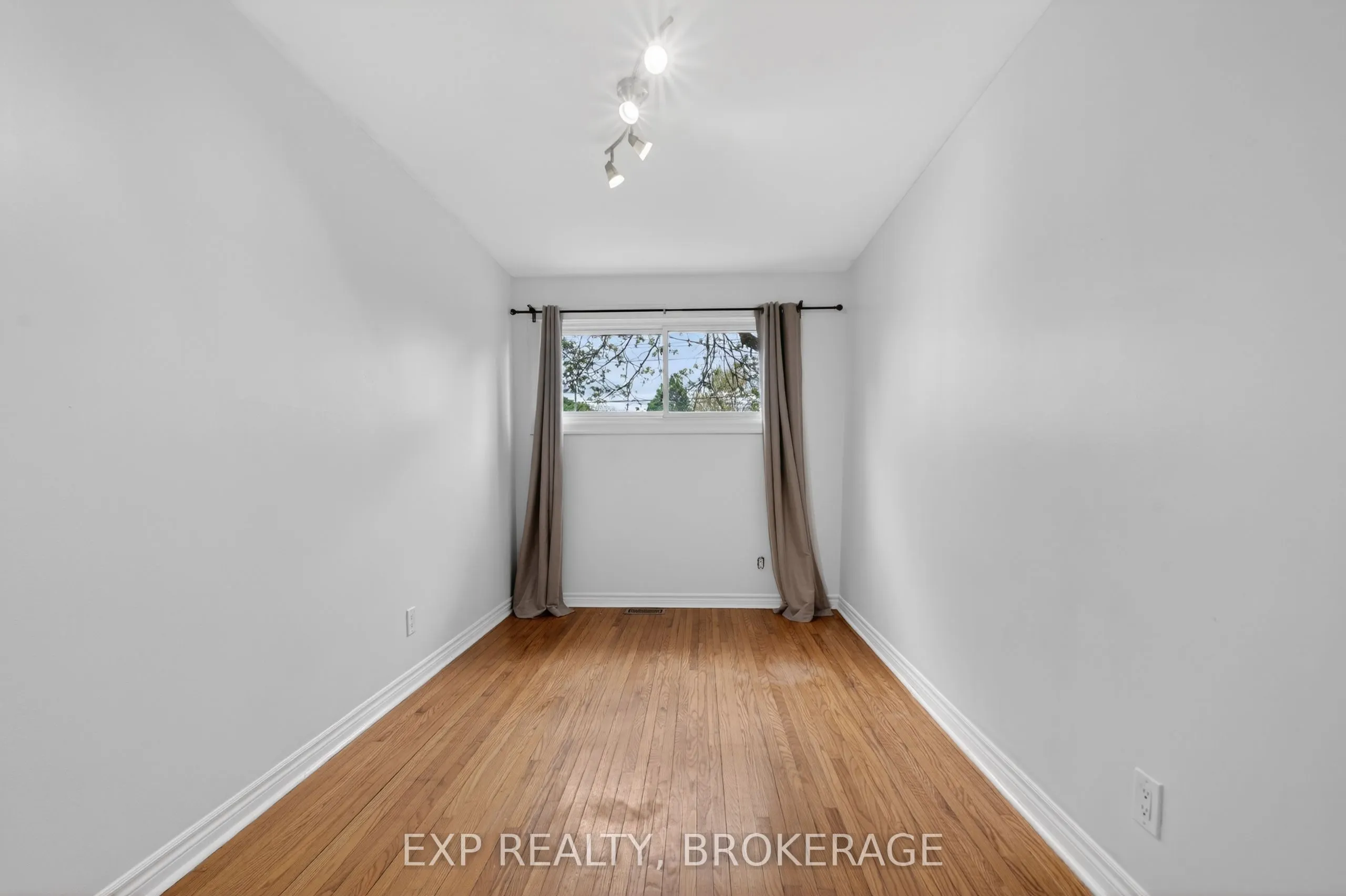 340 PALACE Road
