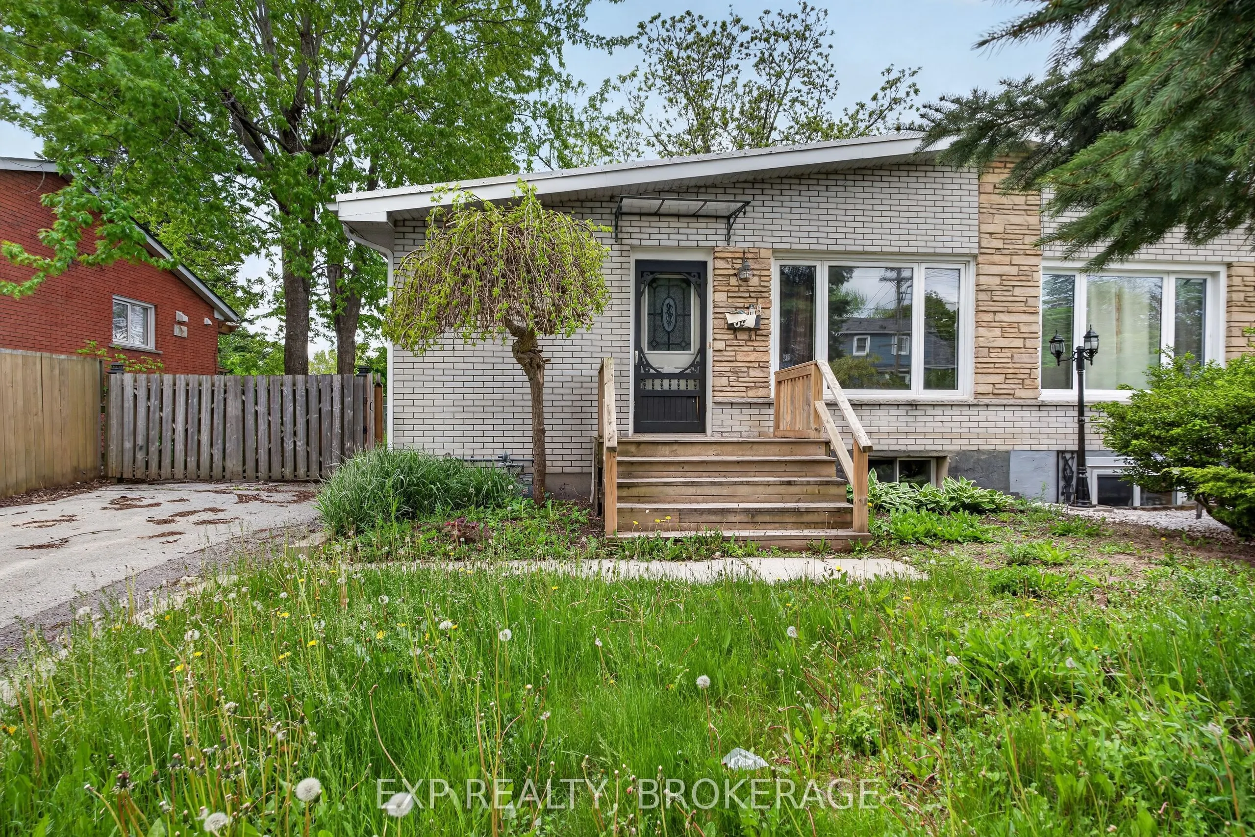 340 PALACE Road