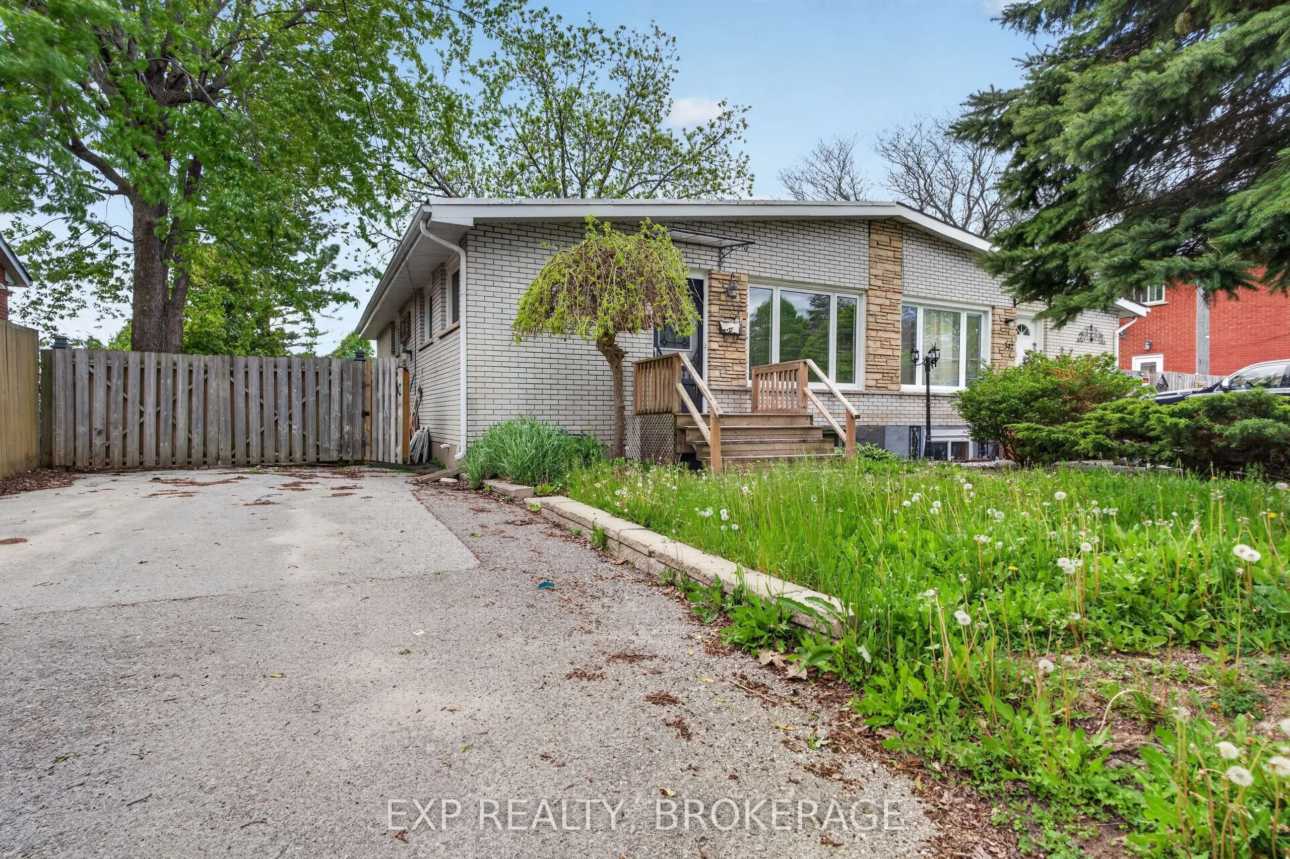 340 PALACE Road