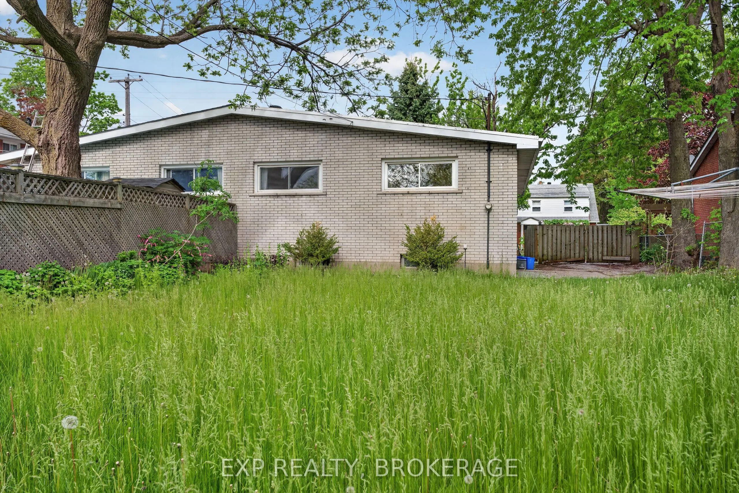 340 PALACE Road