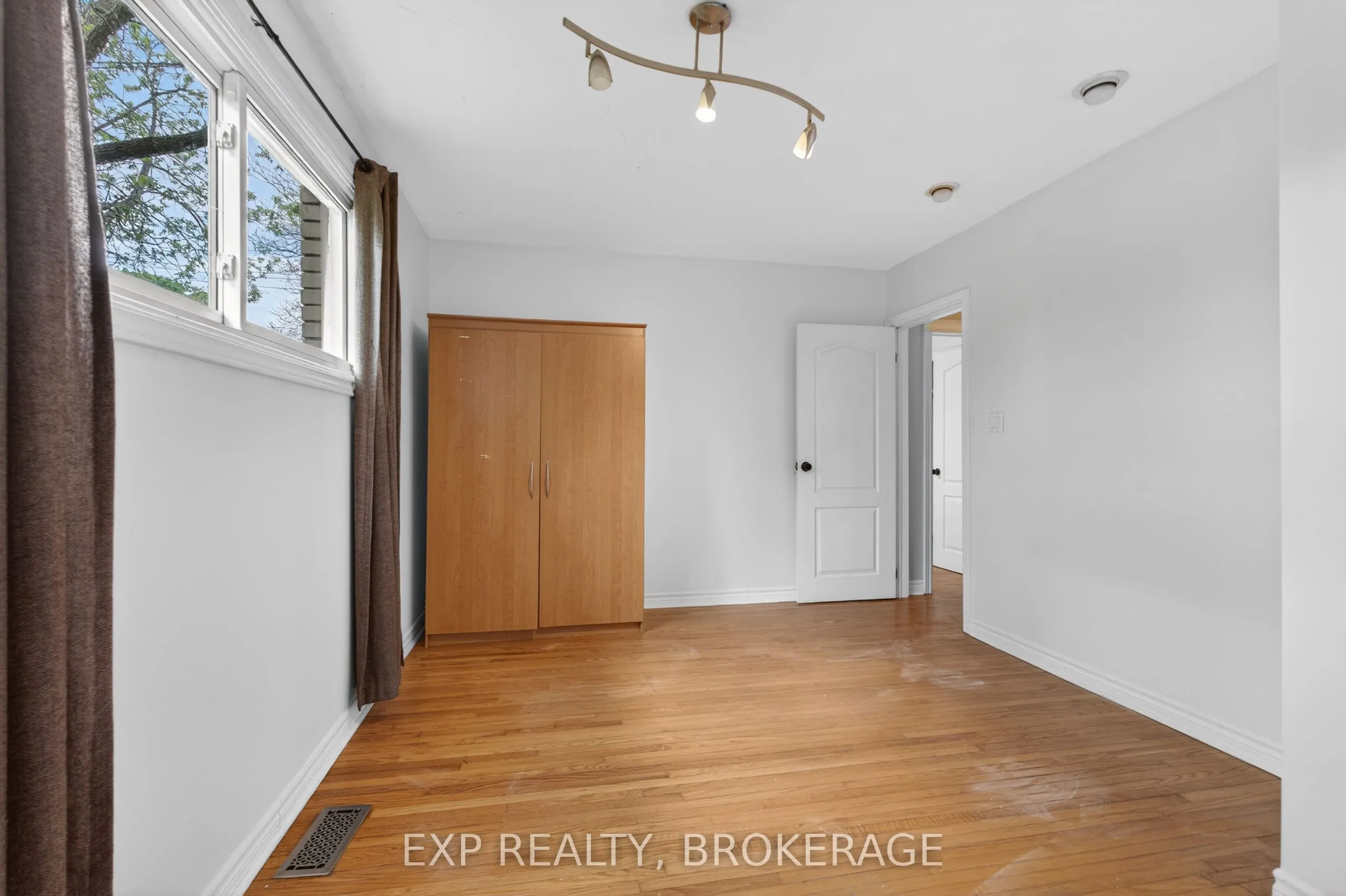 340 PALACE Road